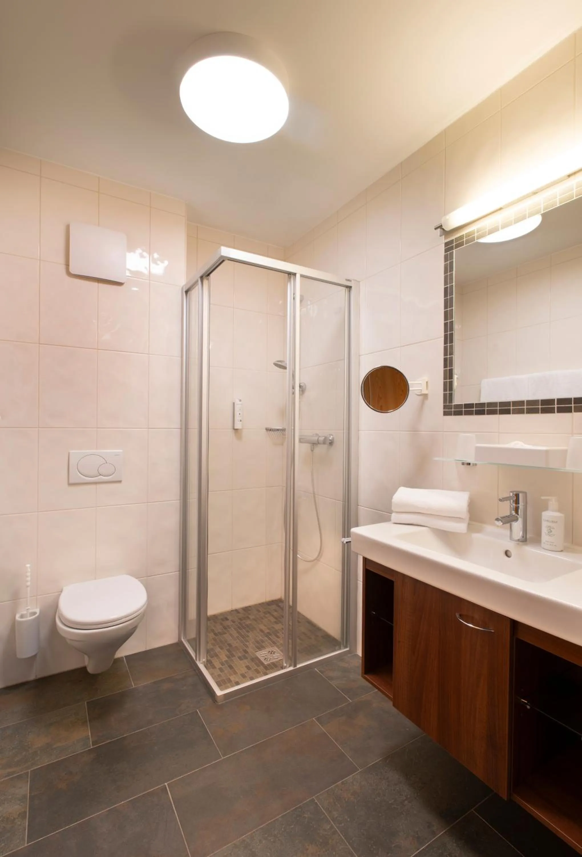 Shower in AlpinLodges Kühtai