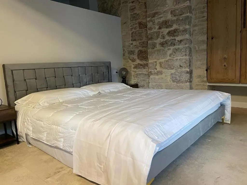 Bed in Anfihouse B&B and Apartments