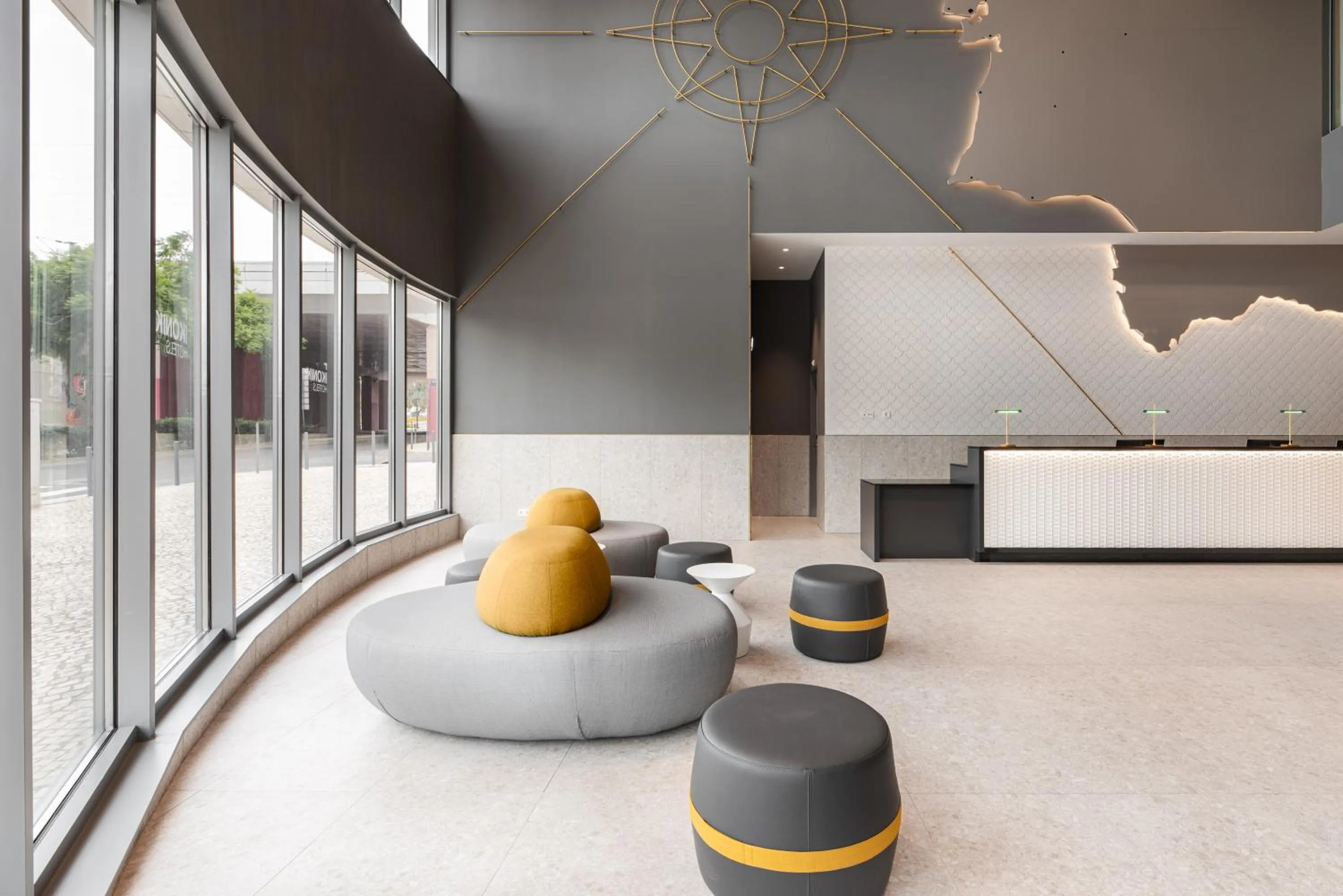 Lobby or reception in Ikonik Lisboa