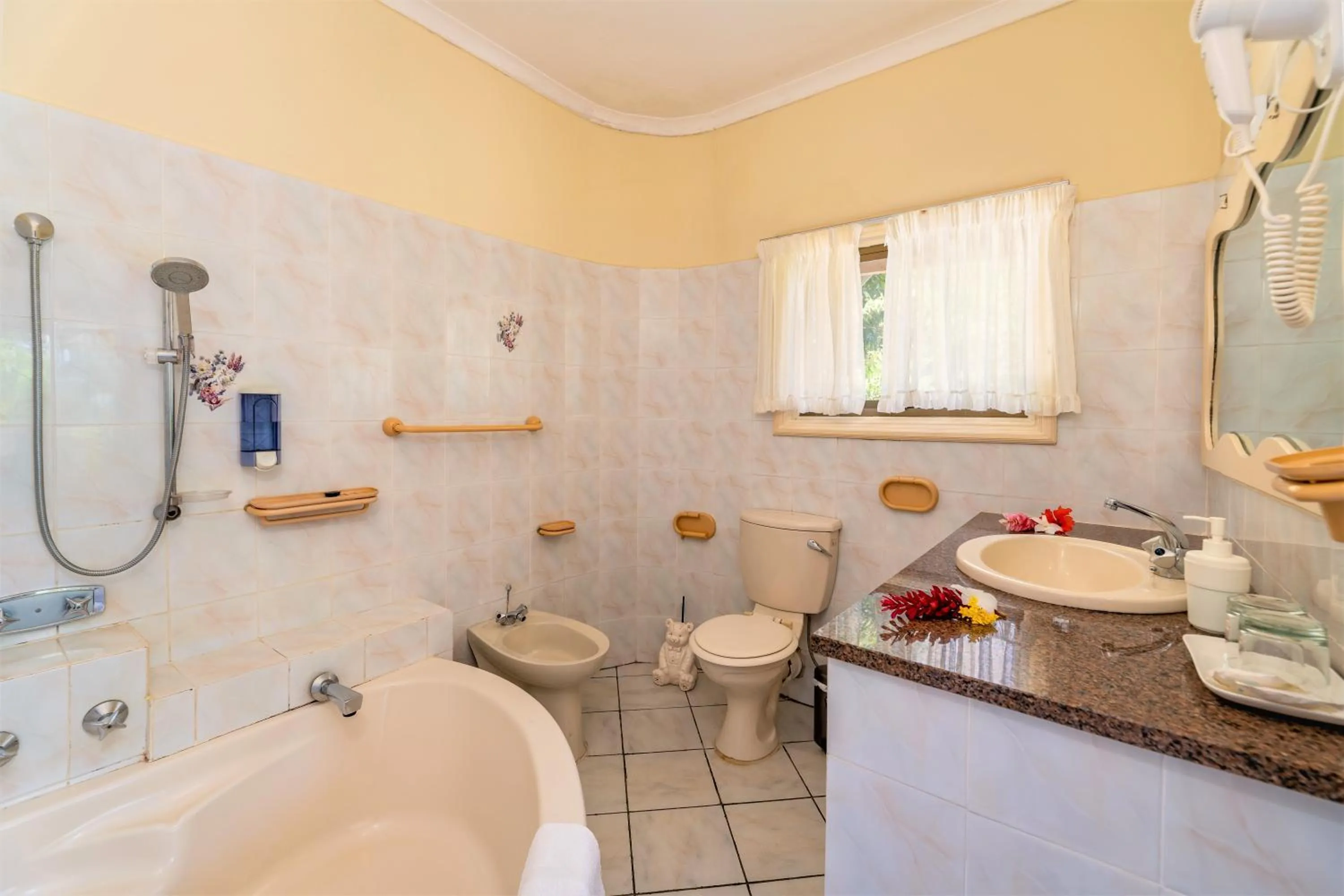 Bathroom in Carana Hilltop Villa Seychelles