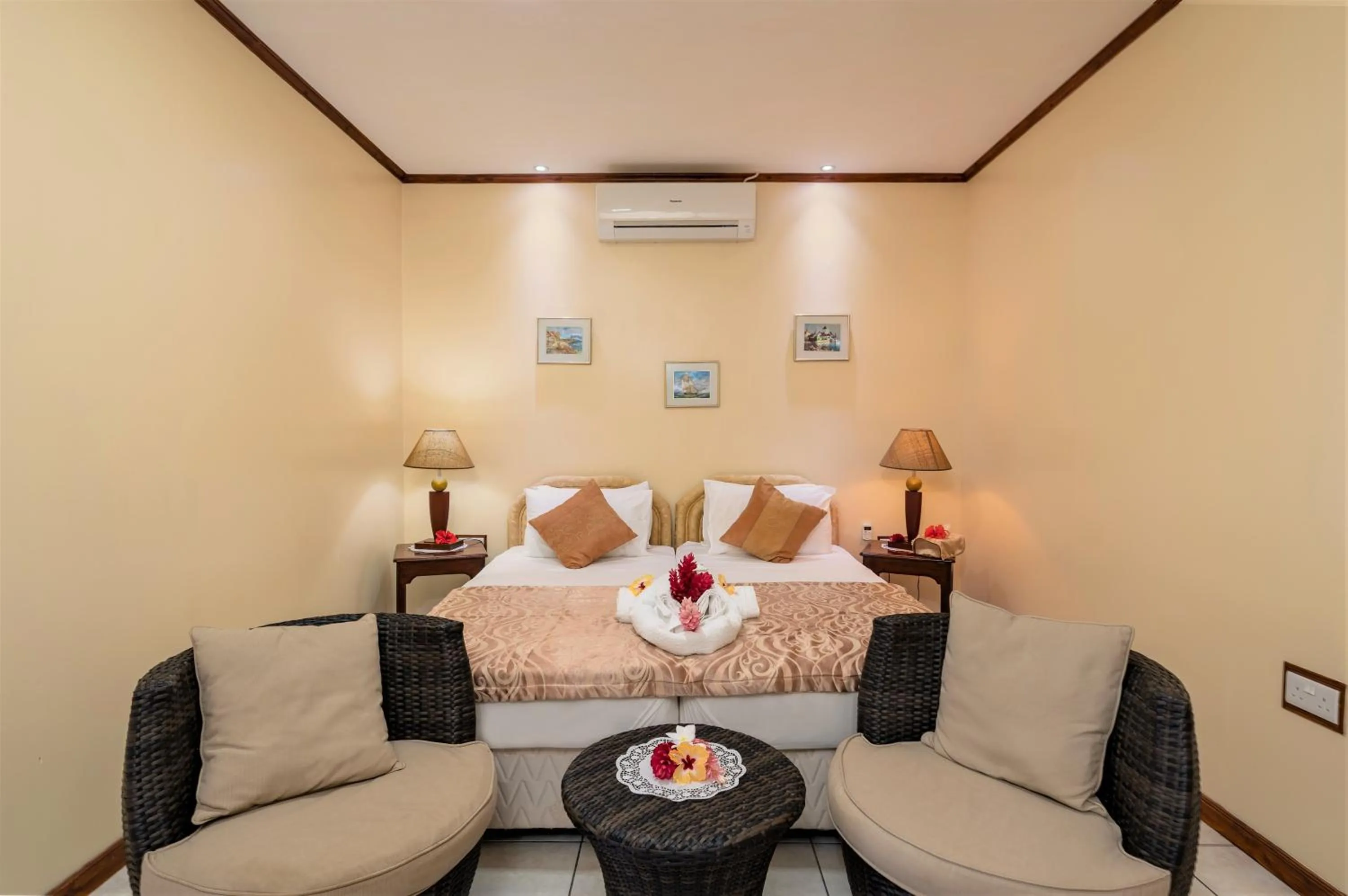 Bed in Carana Hilltop Villa Seychelles