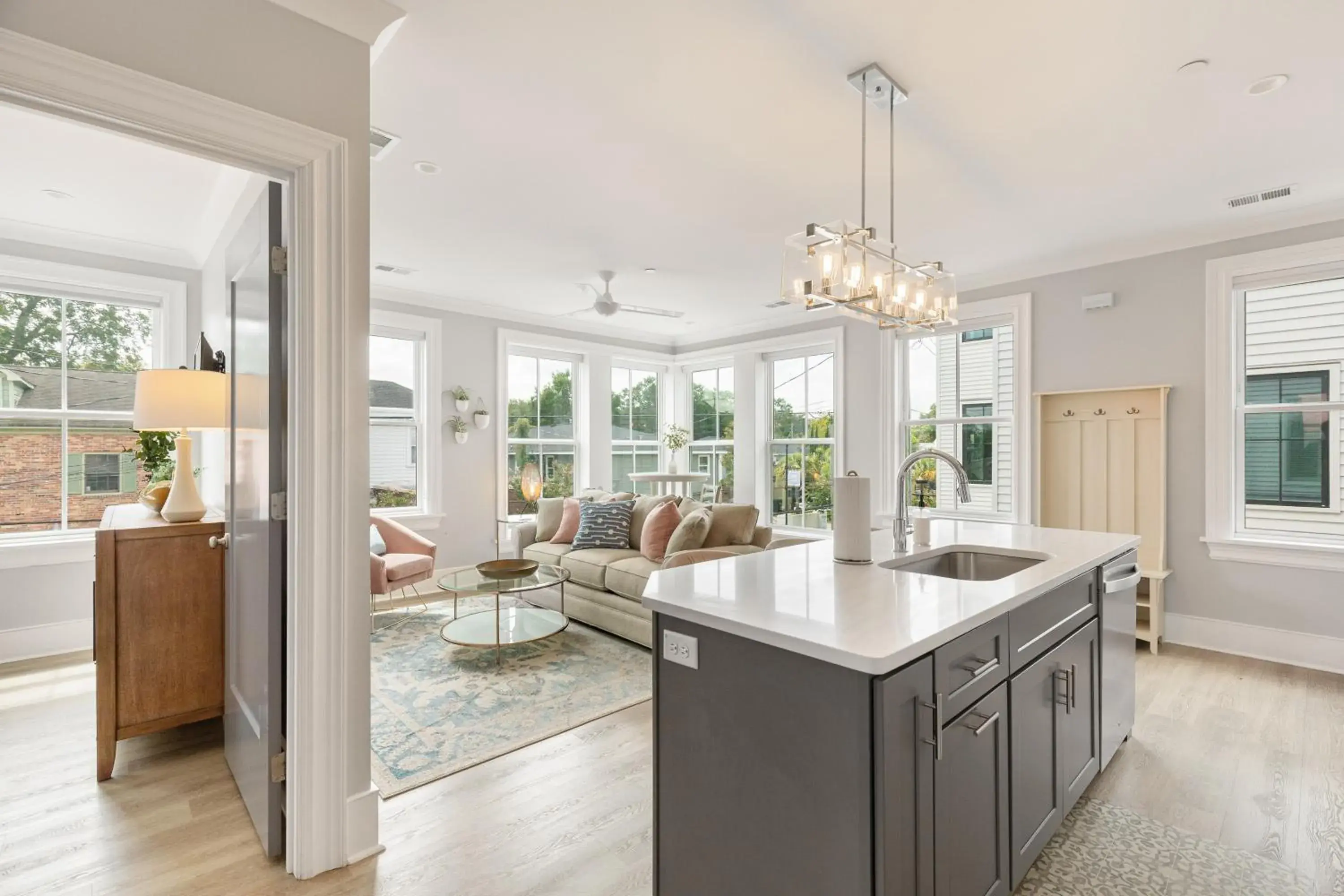 The Ashley Suite at 122 Spring The Ashley Suite at 122 Spring