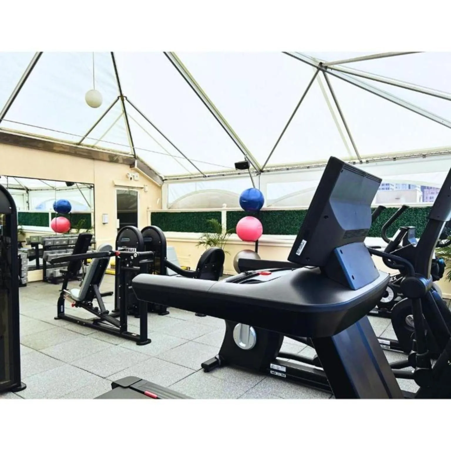Fitness centre/facilities in Taj Campton Place