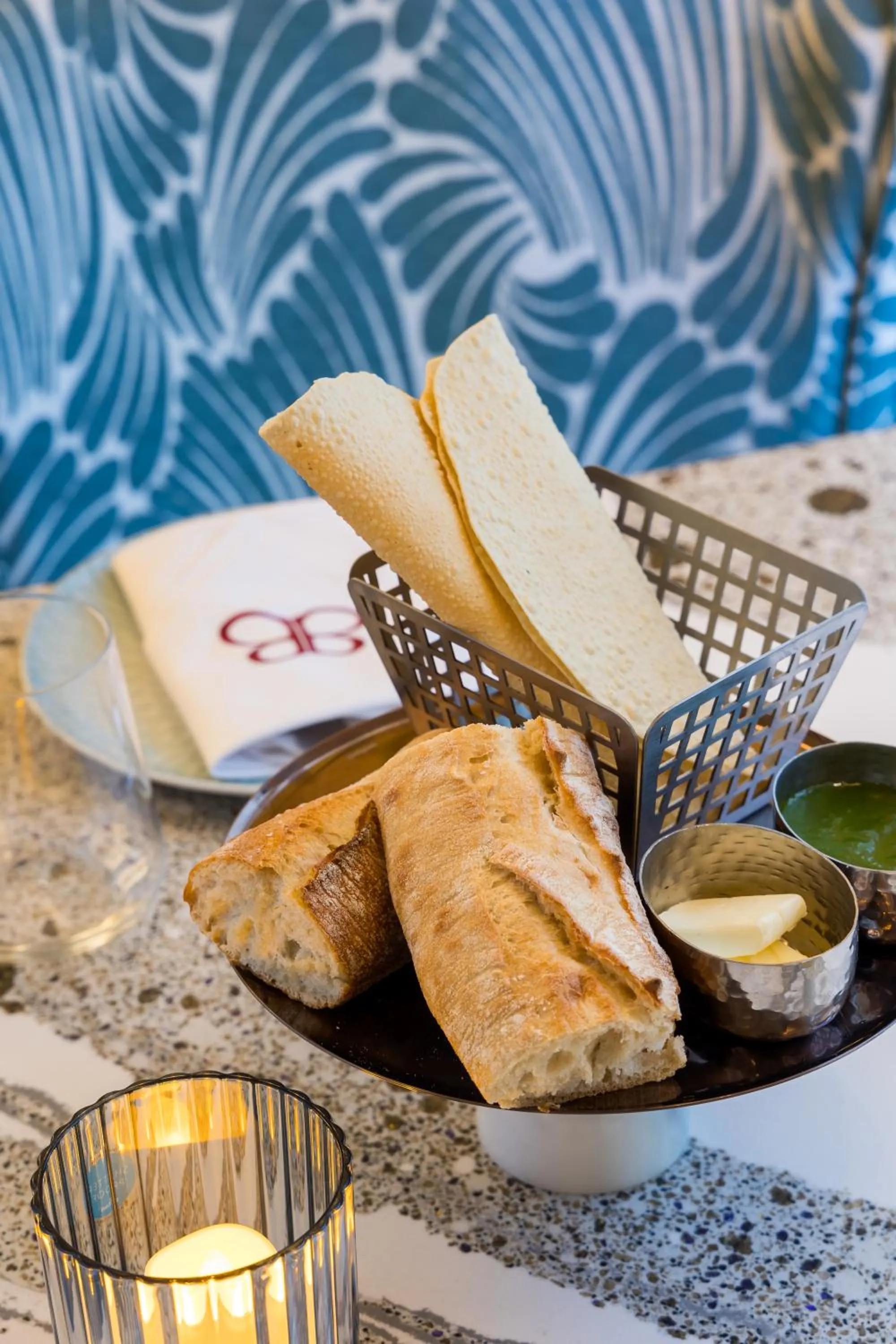 Restaurant/places to eat in Taj Campton Place