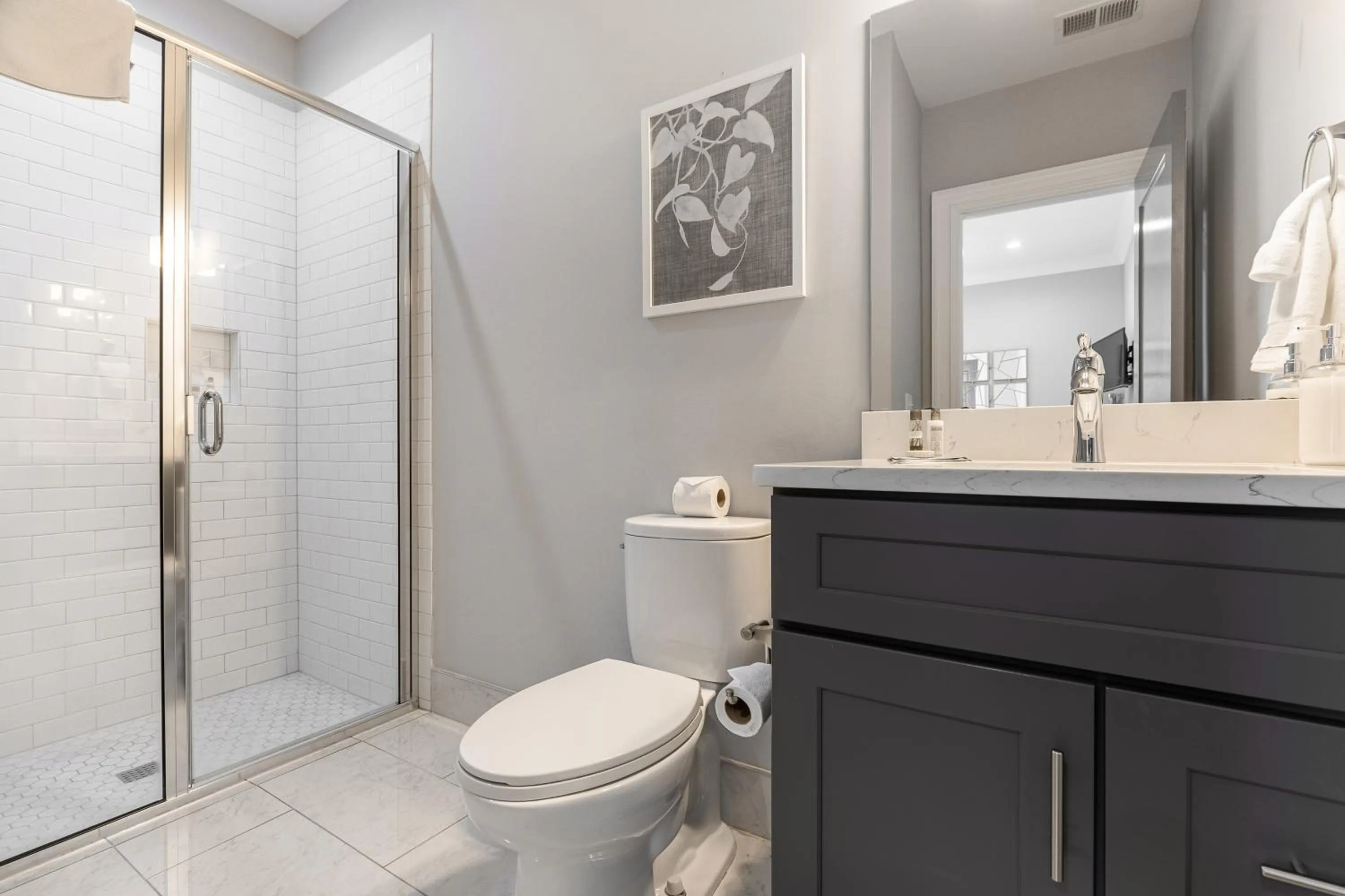 The Santee Suite at 122 Spring