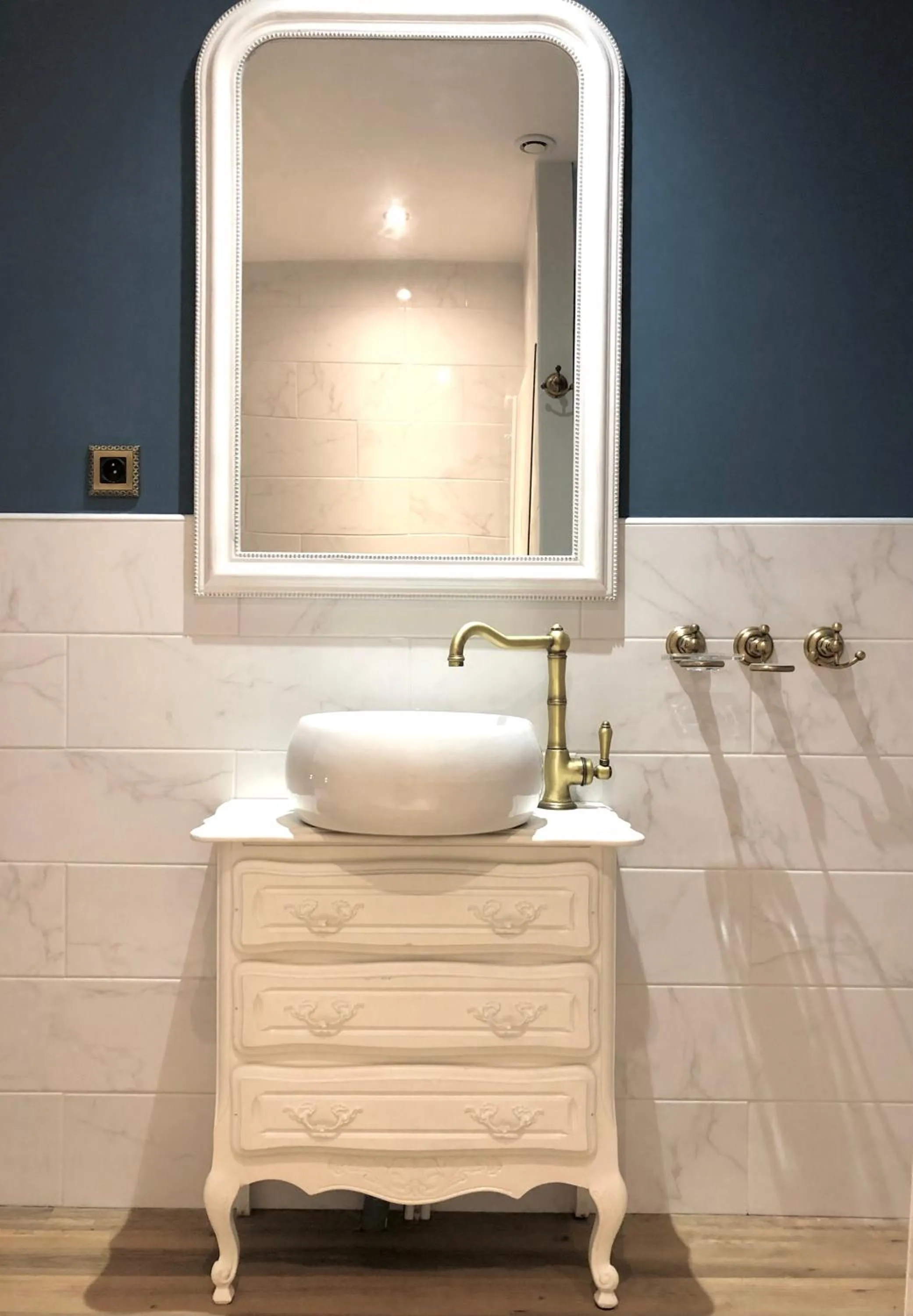 Bathroom in Hôtel D’Artiste