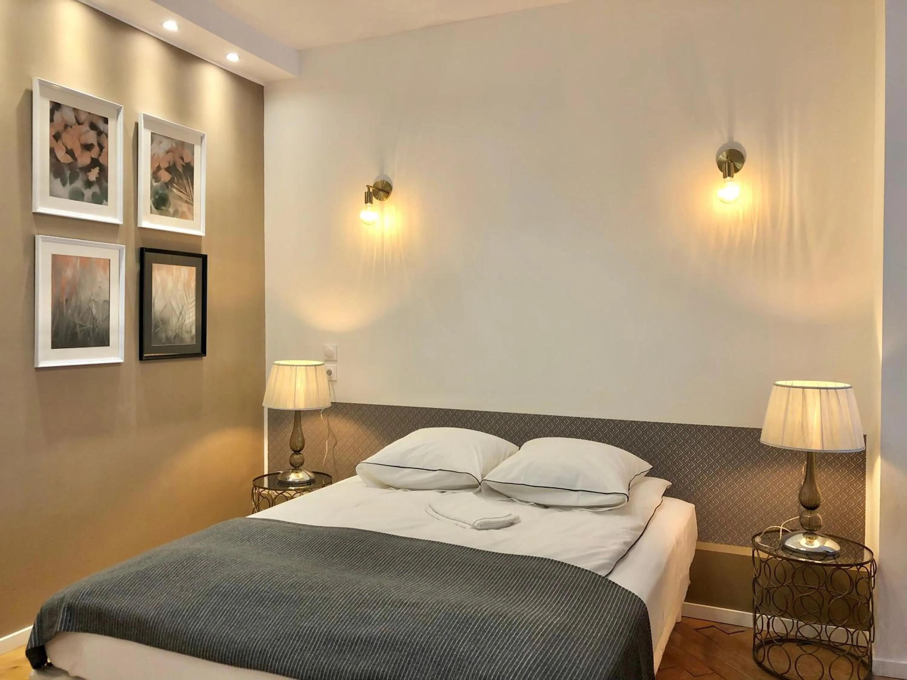 Bedroom, Bed in Hôtel D’Artiste