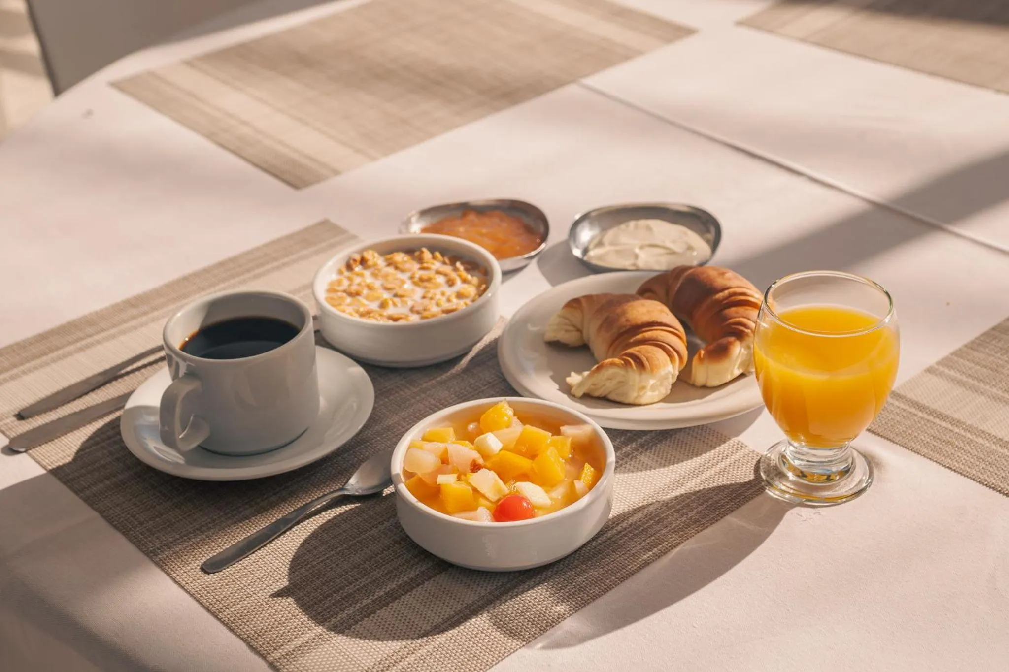 Food and drinks in Rayentray Hostal