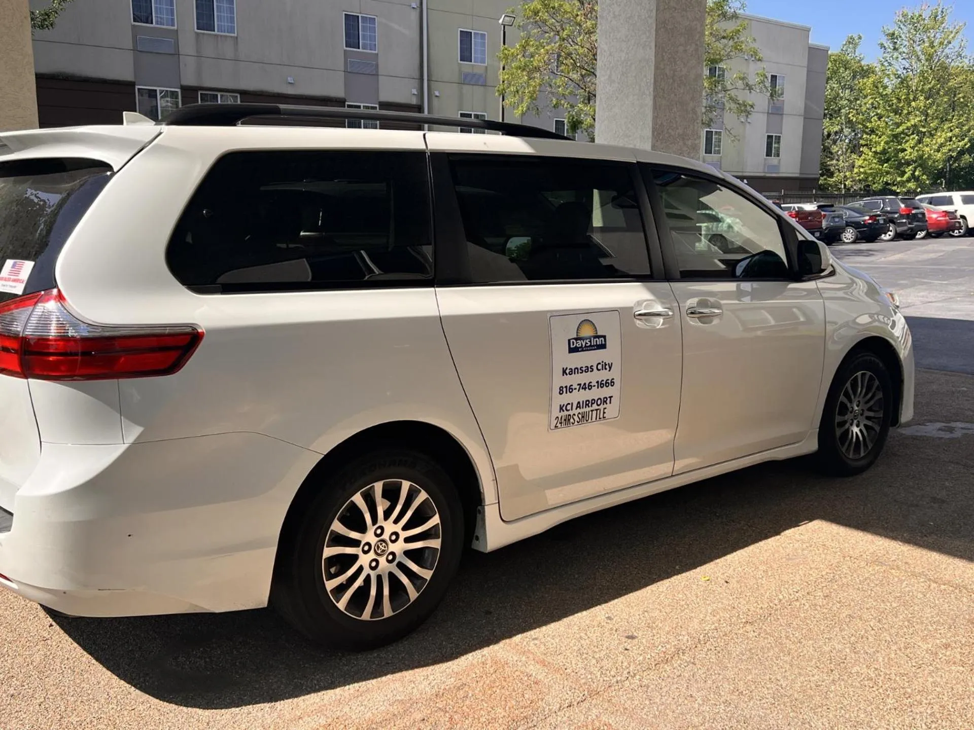 shuttle in Days Inn by Wyndham Kansas City International Airport