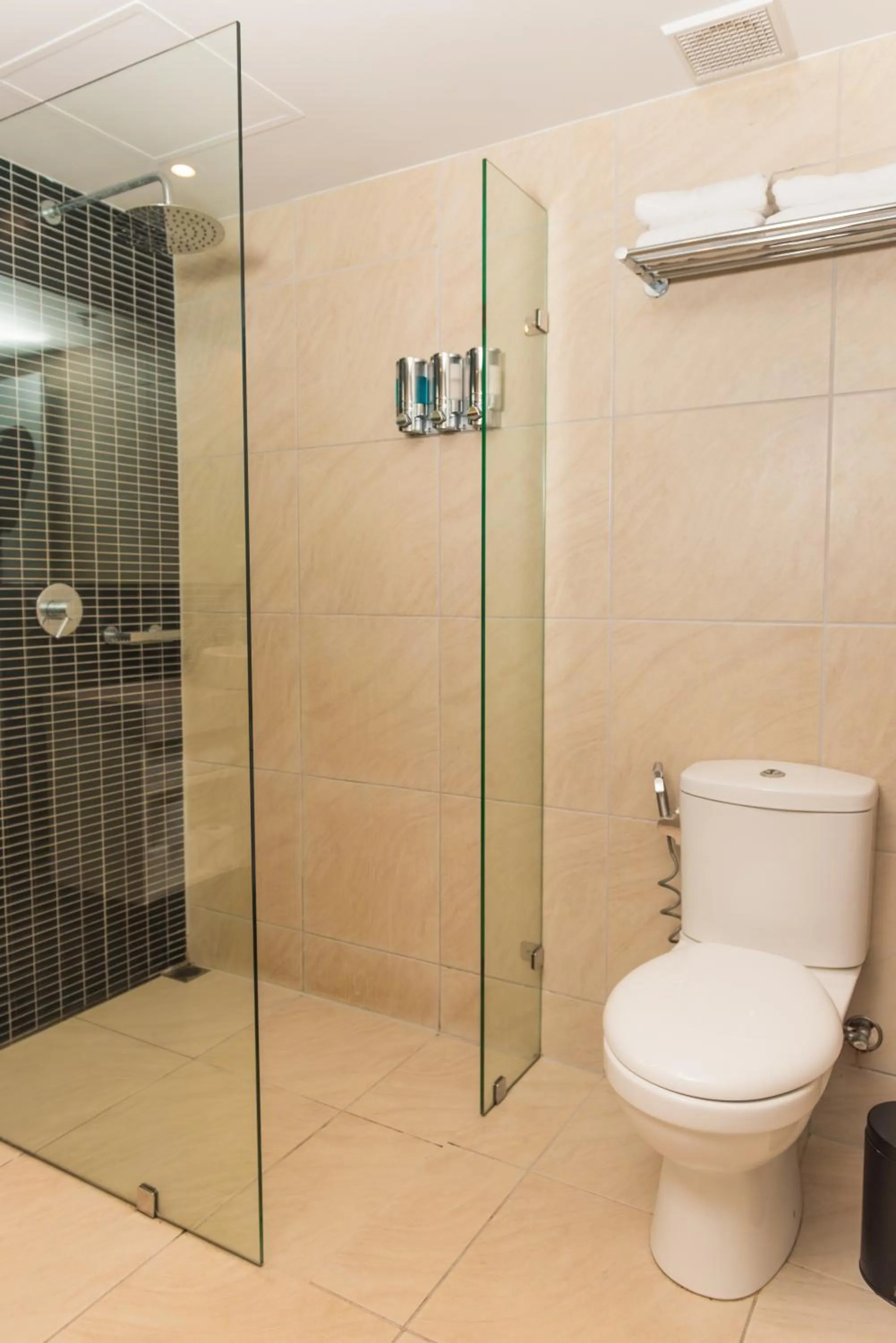 Darwin Harbour Suites