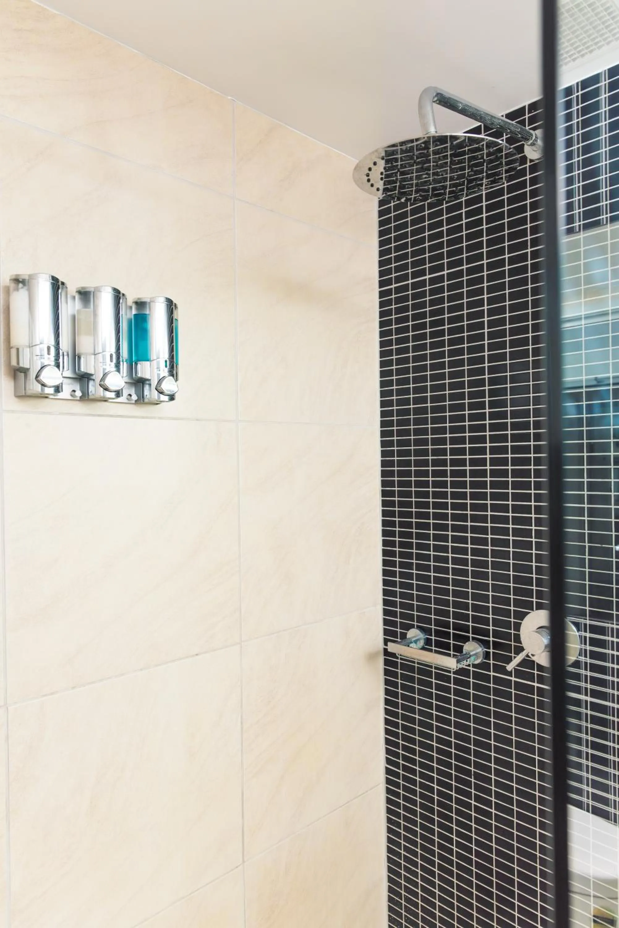 Darwin Harbour Suites