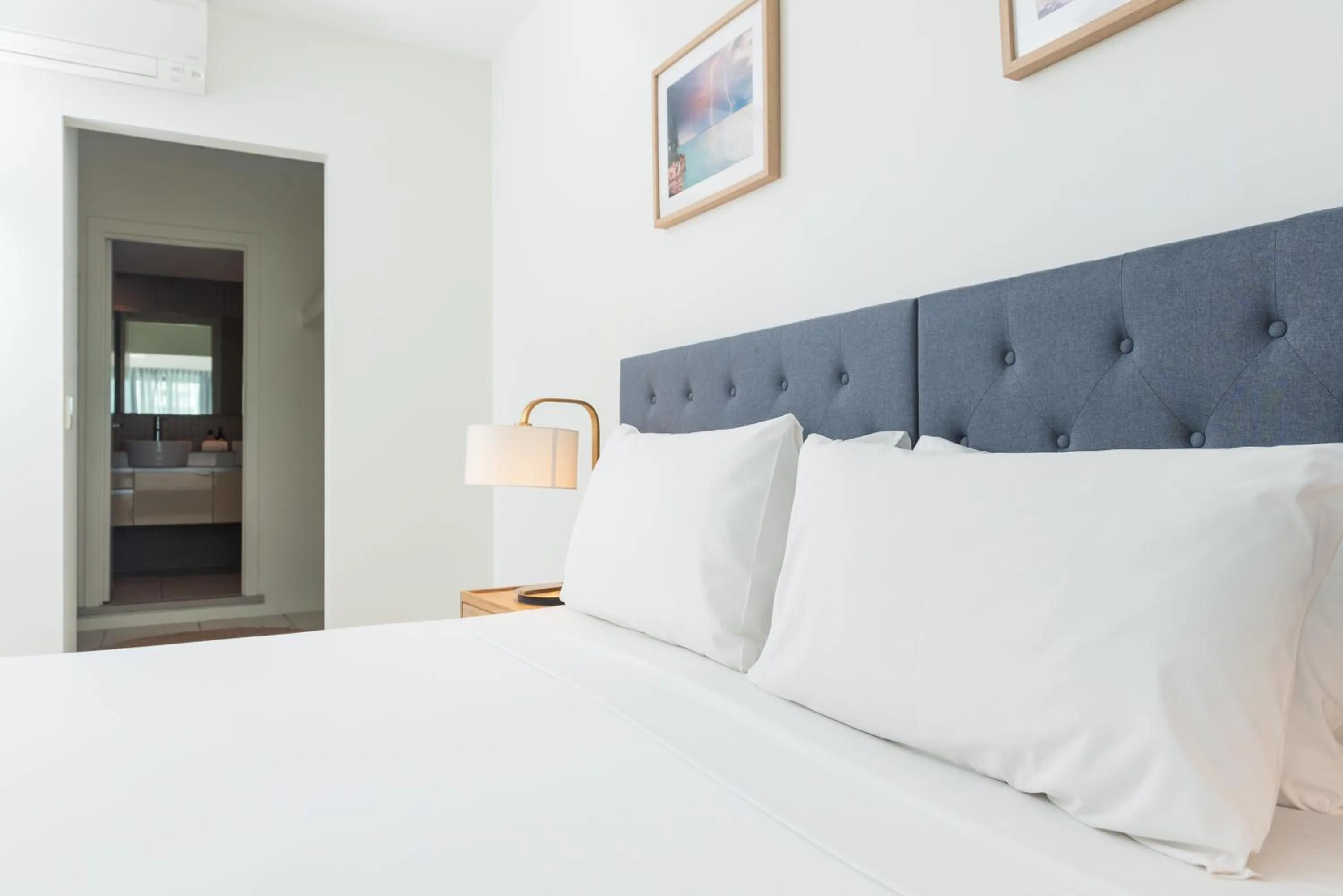 Bed in Darwin Harbour Suites