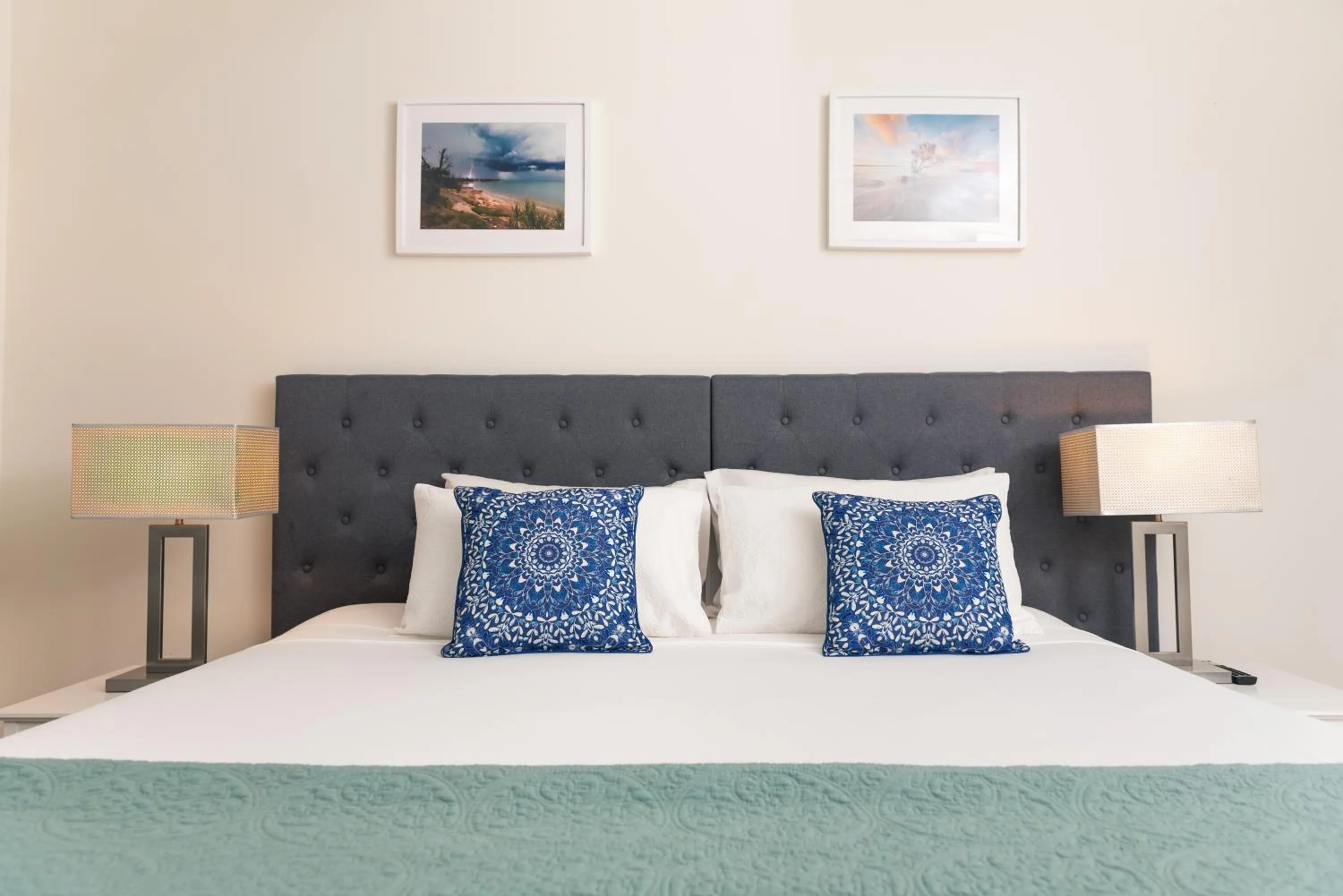 Bed in Darwin Harbour Suites