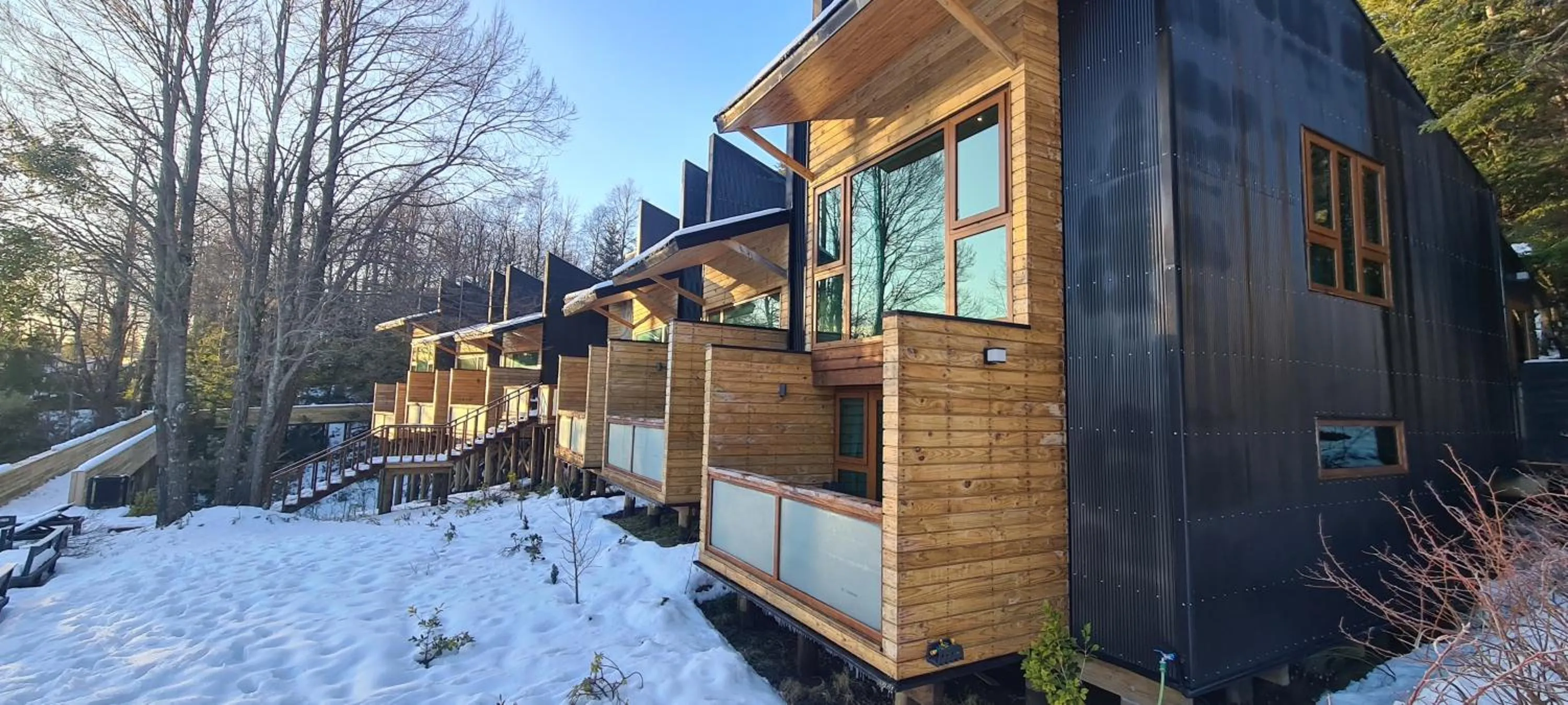 Property building in NI-NEWEN Hotel & Lodge