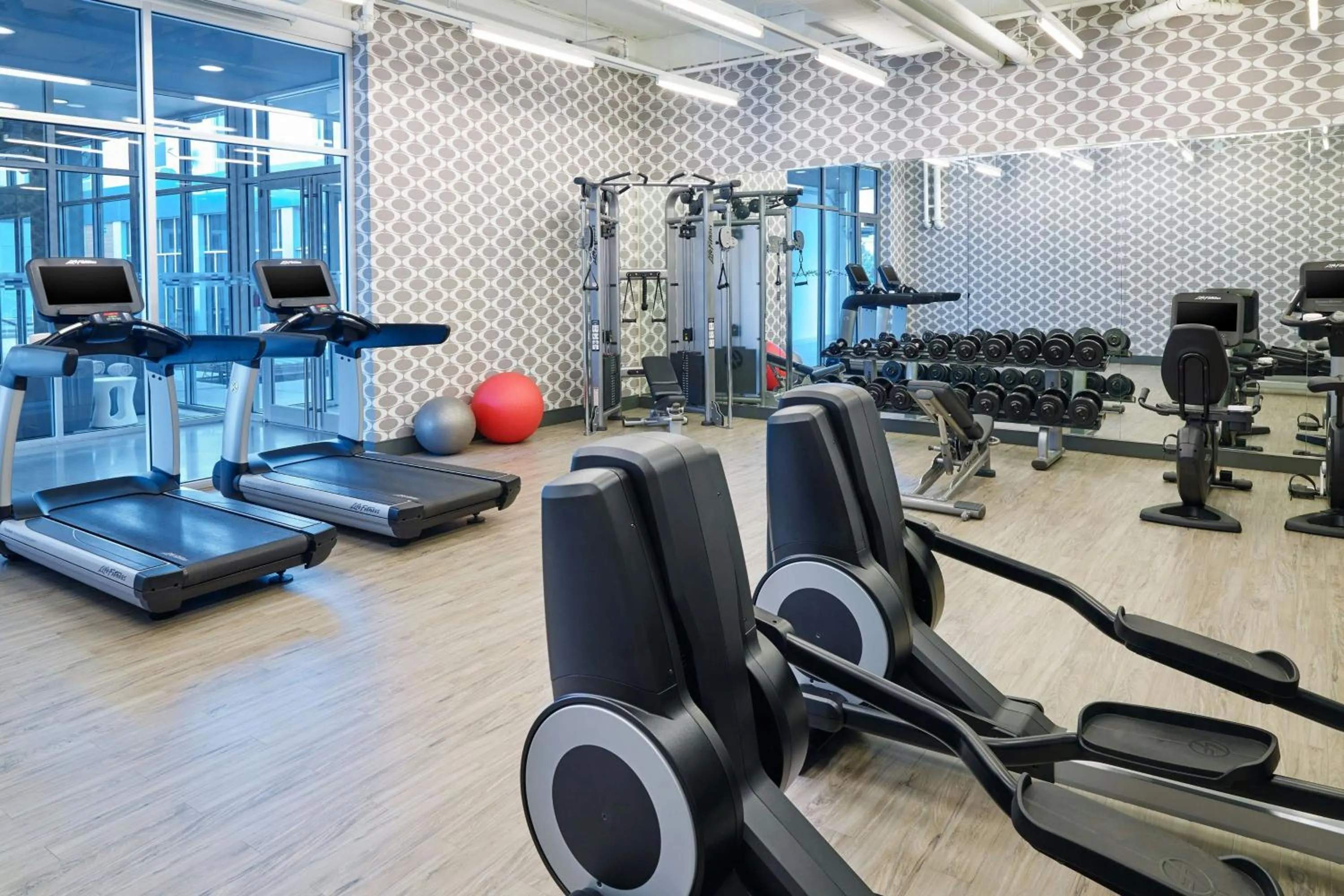 Fitness centre/facilities in Aloft Chicago O'Hare