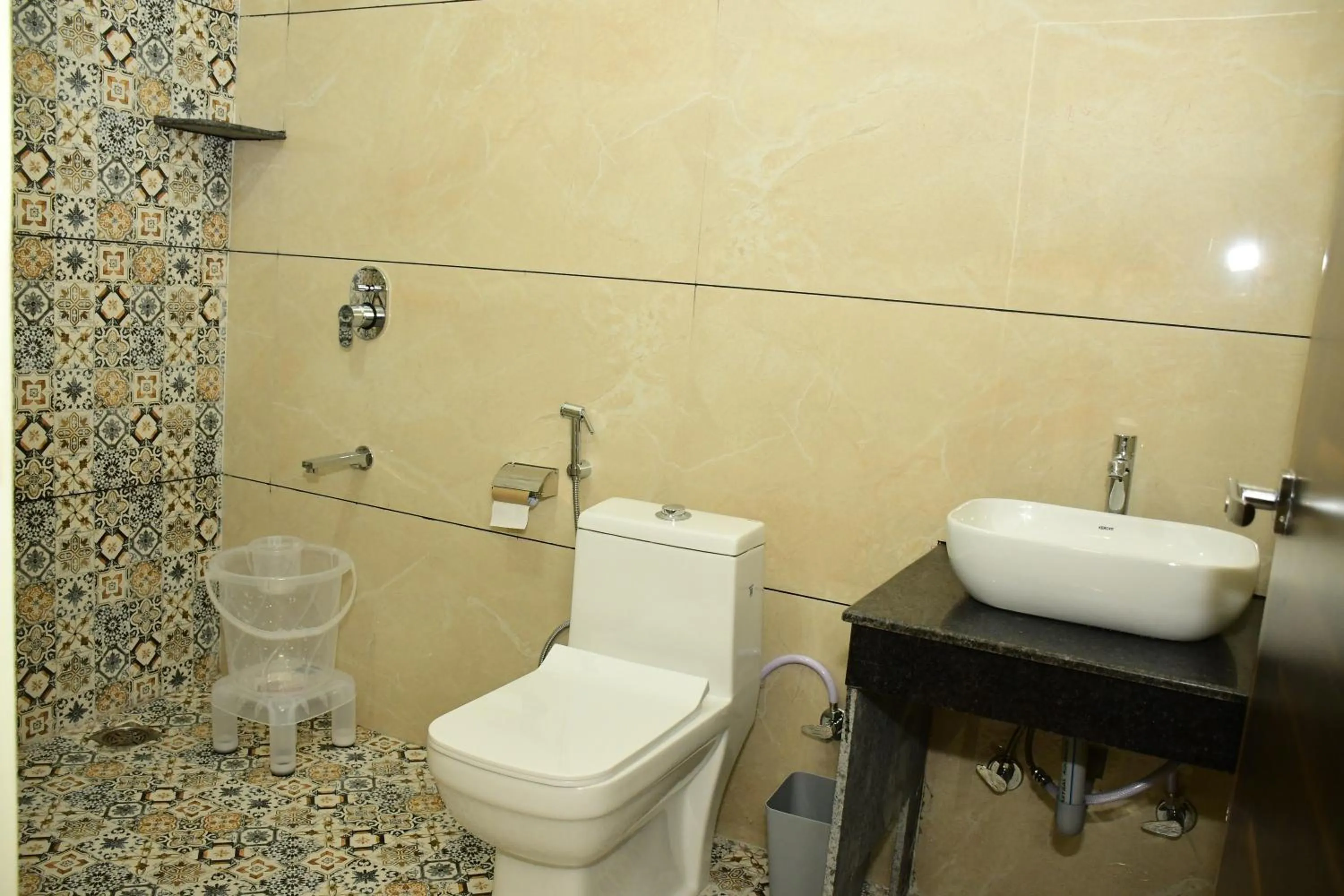 Shower in The Vantage Haveli