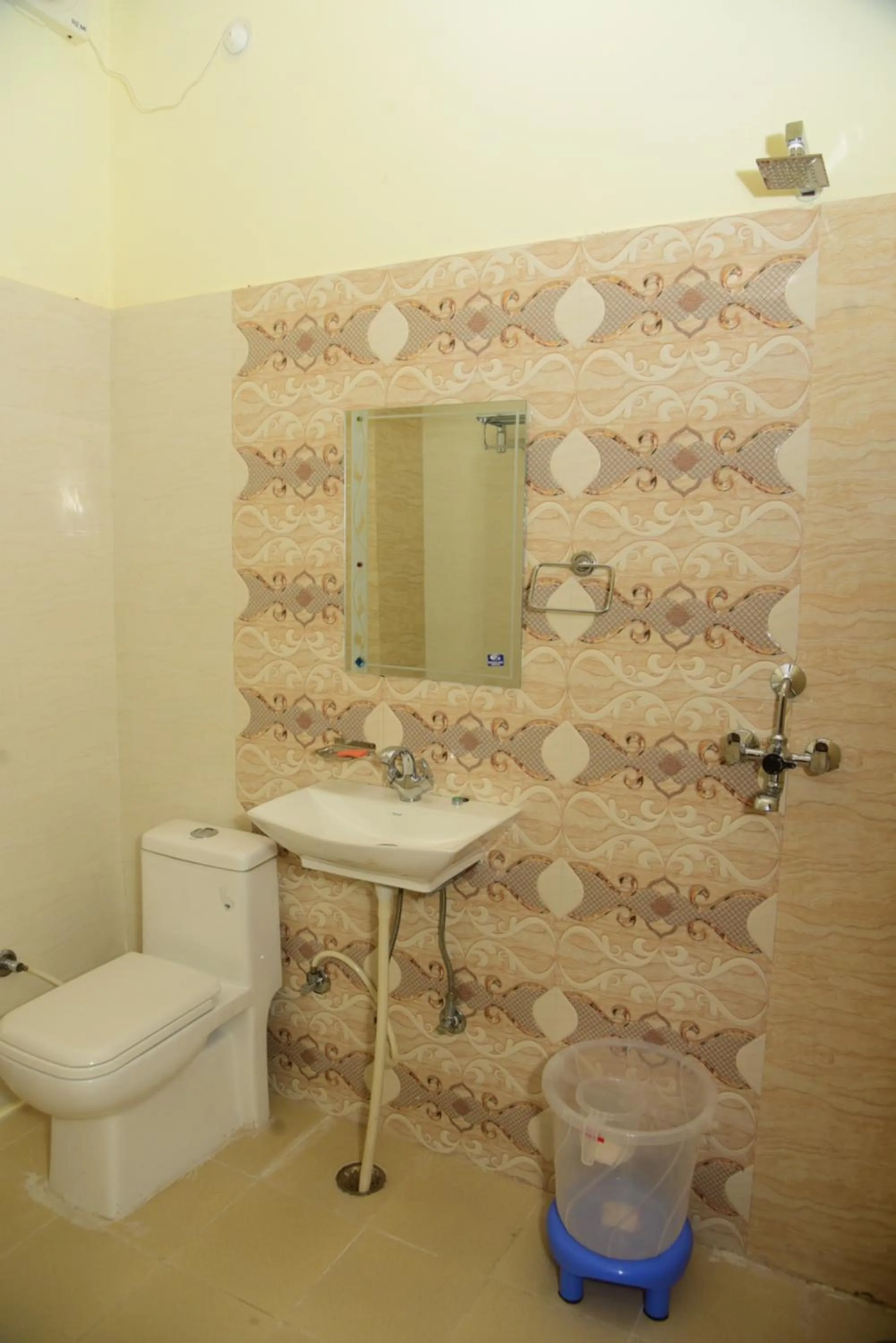 Toilet in The Vantage Haveli