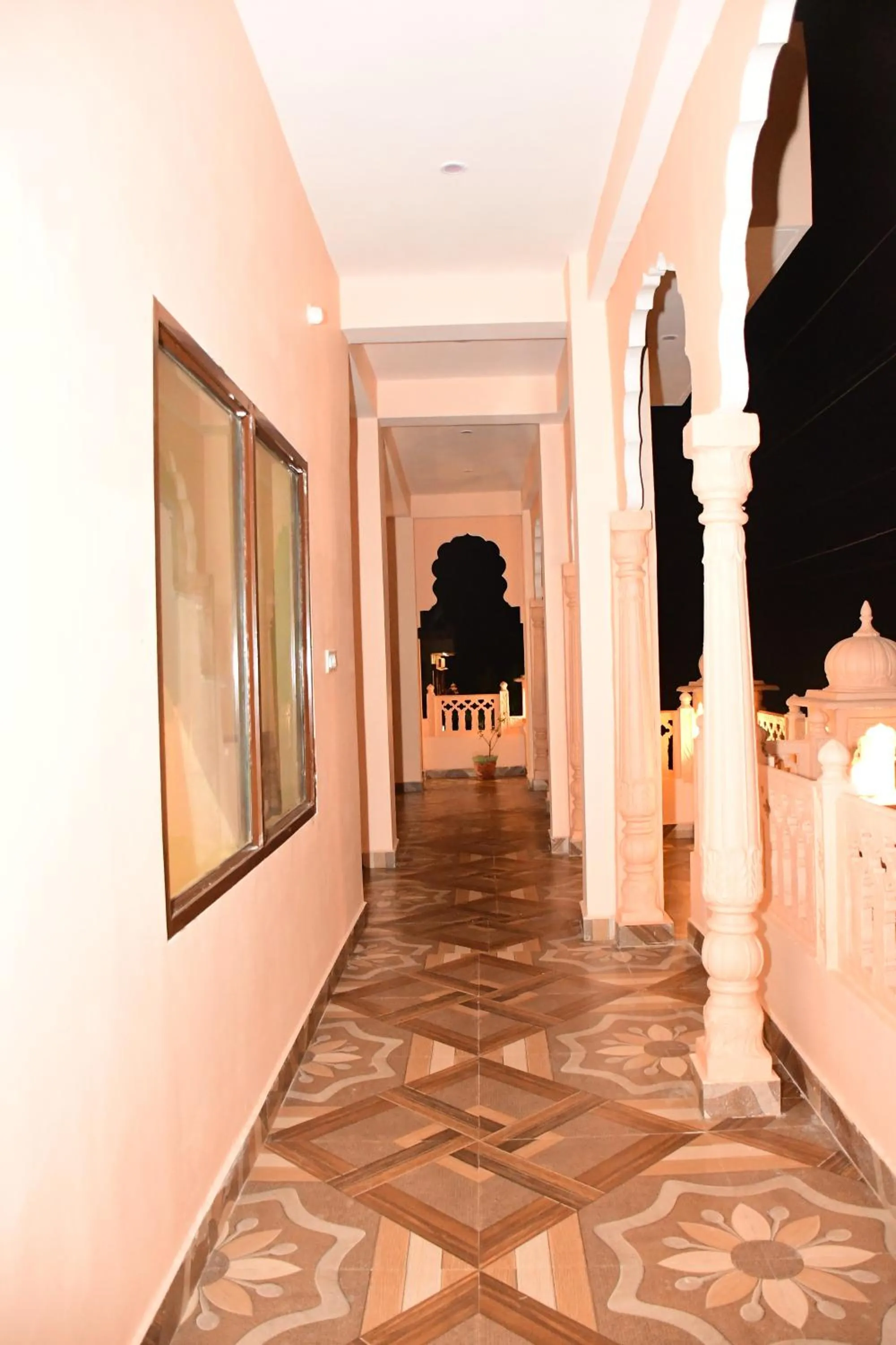 Night in The Vantage Haveli