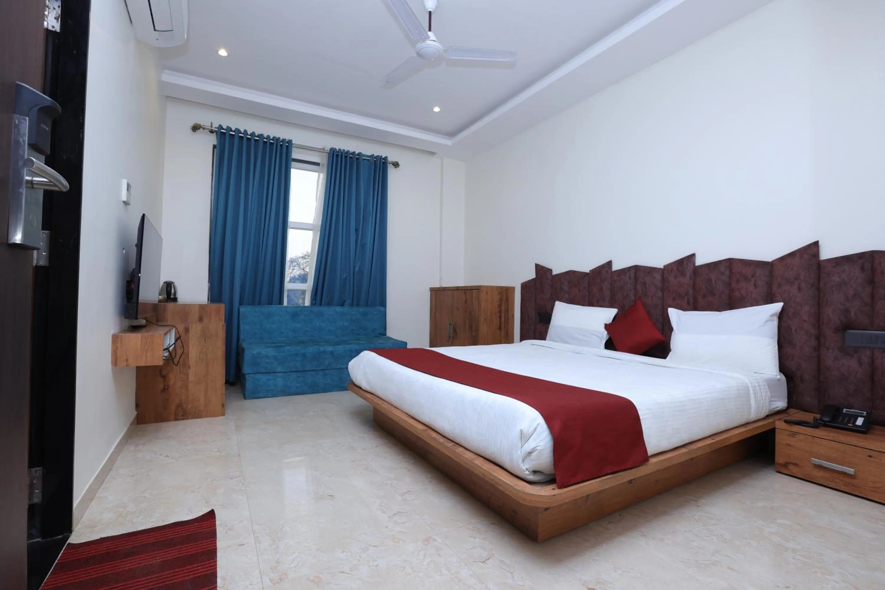 Bed in The Heritage Conventions