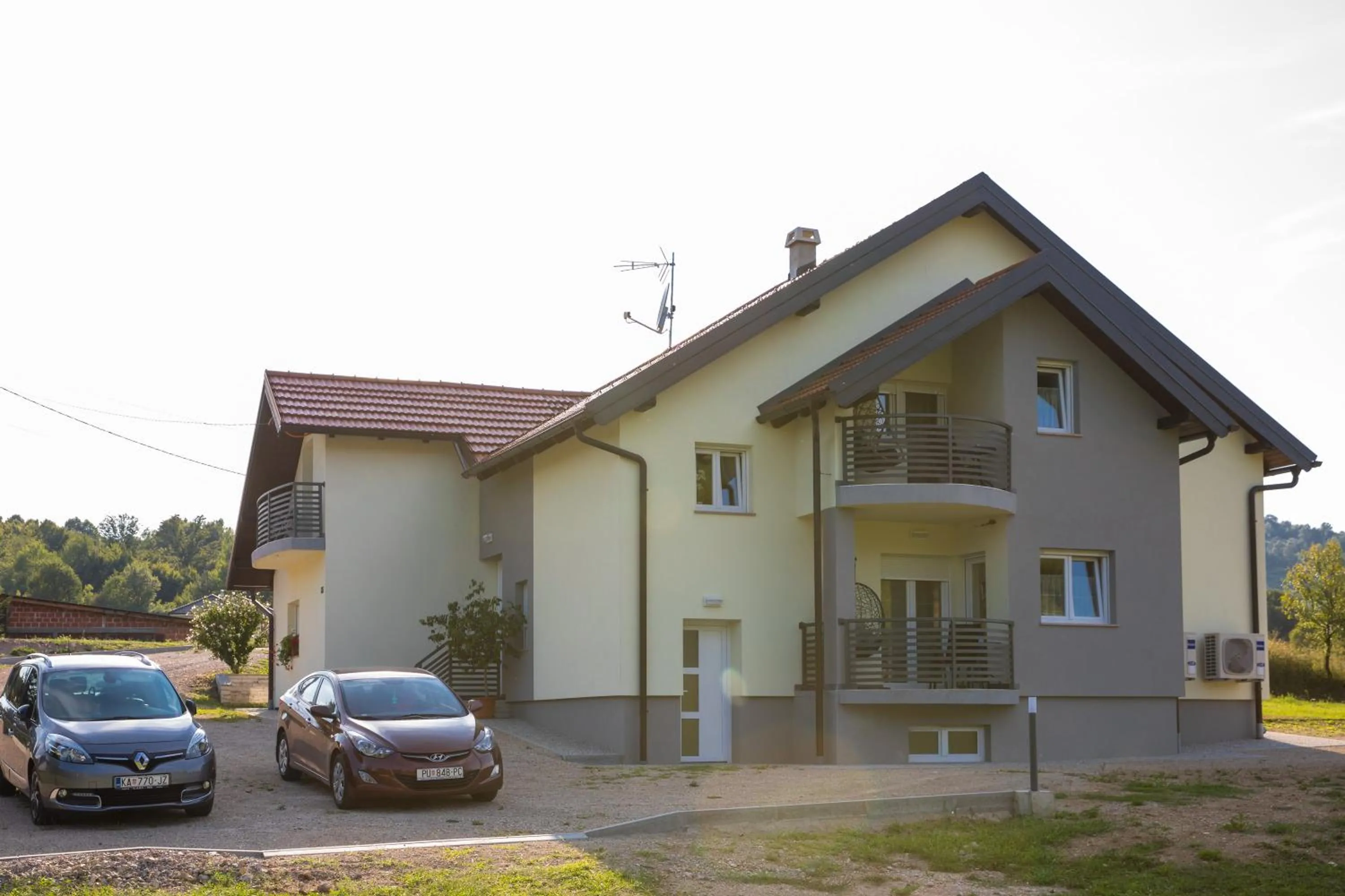 Property building in Apartmani Leptir