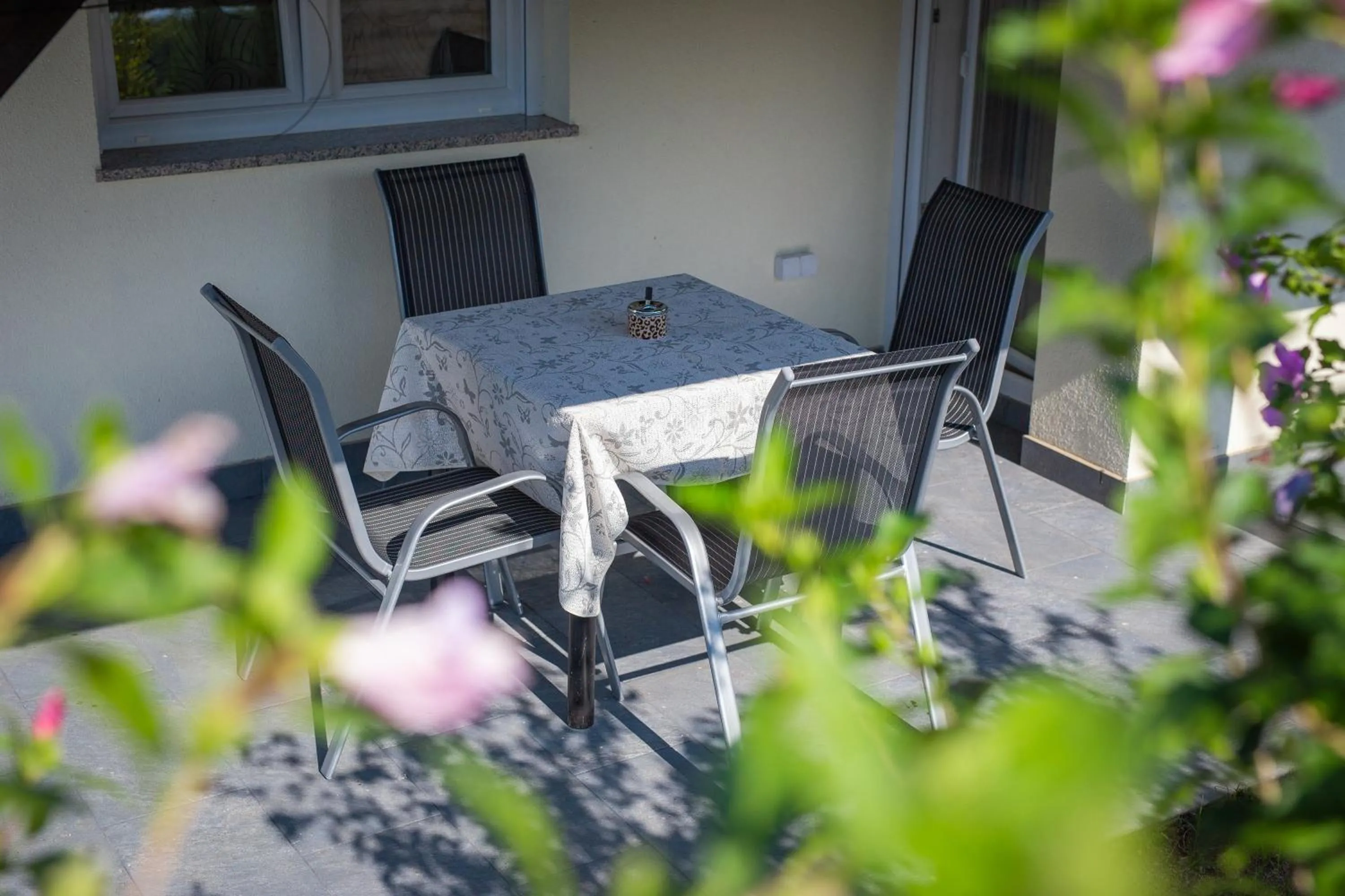 Patio in Apartmani Leptir