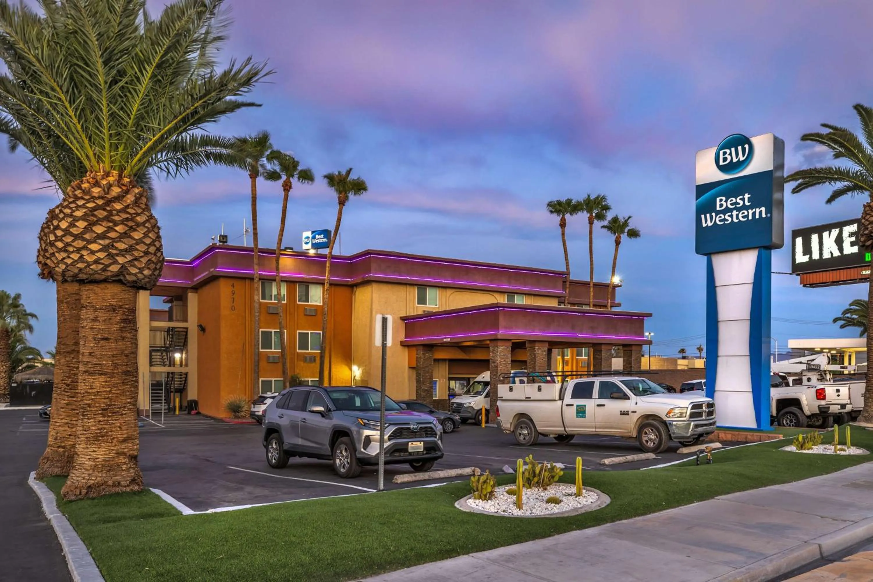 Property building in Best Western McCarran Inn