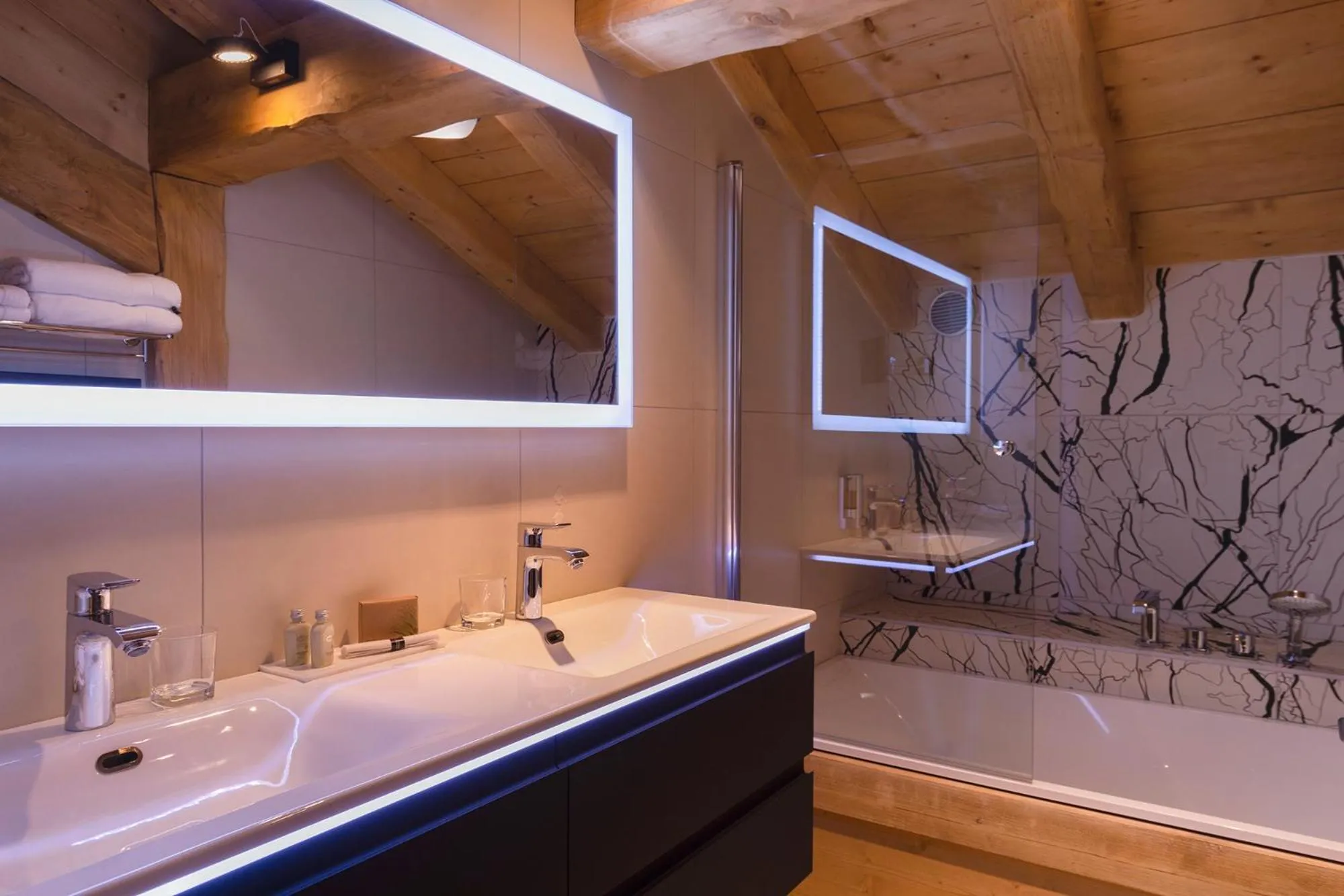 Bathroom in Chalet-Hôtel La Marmotte, La Tapiaz & SPA, The Originals Relais