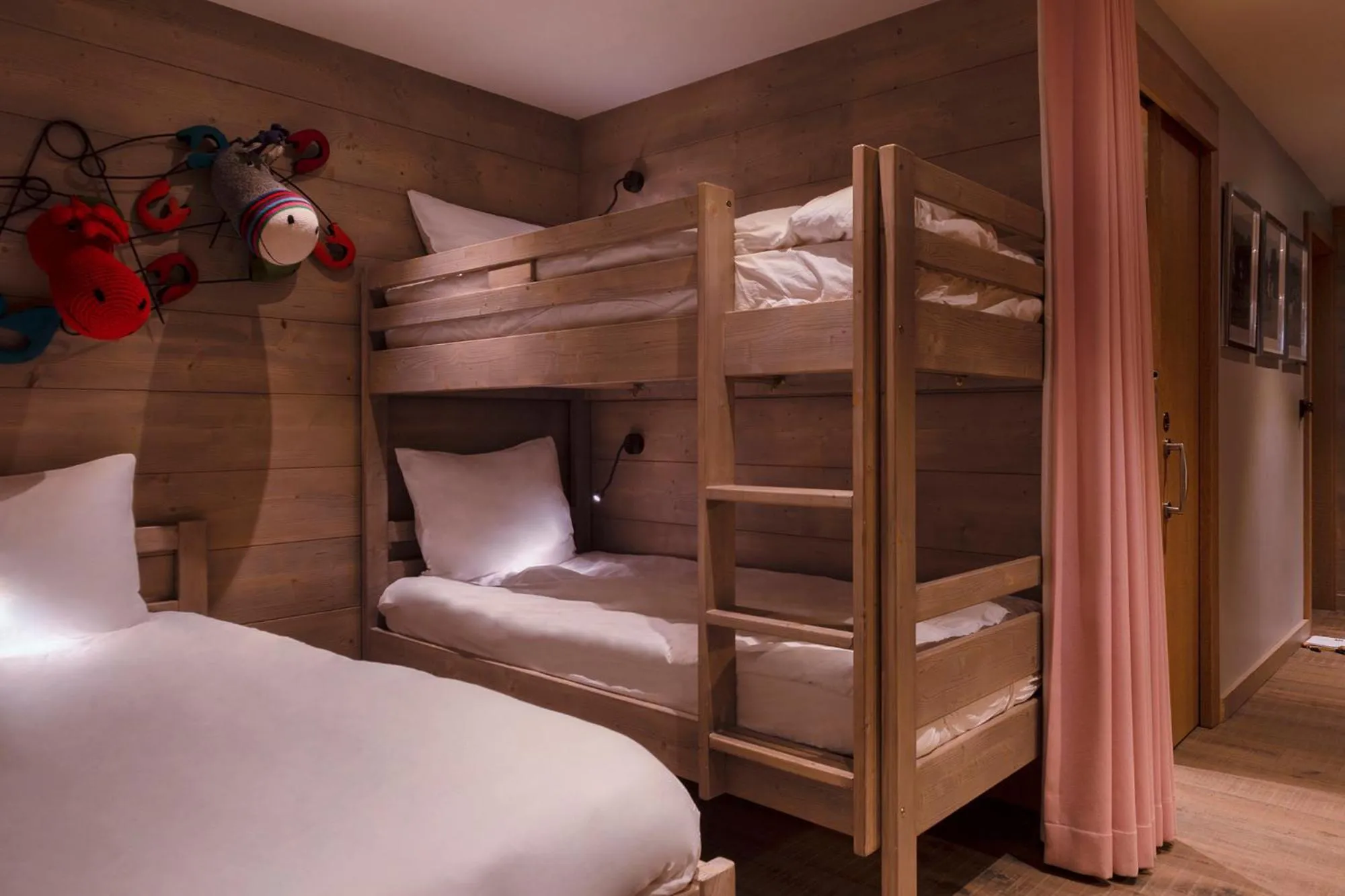 Bedroom, Bed in Chalet-Hôtel La Marmotte, La Tapiaz & SPA, The Originals Relais