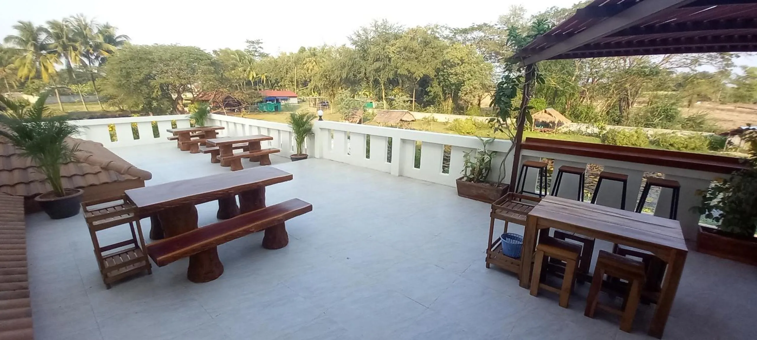 Restaurant/places to eat in Bua Daeng Homestay Resort