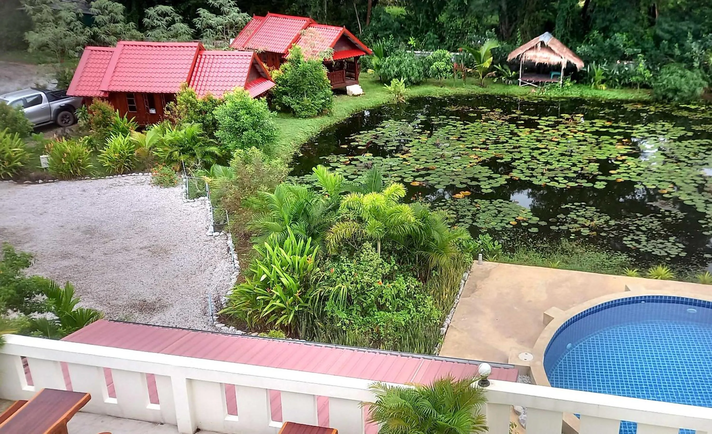 Bua Daeng Homestay Resort