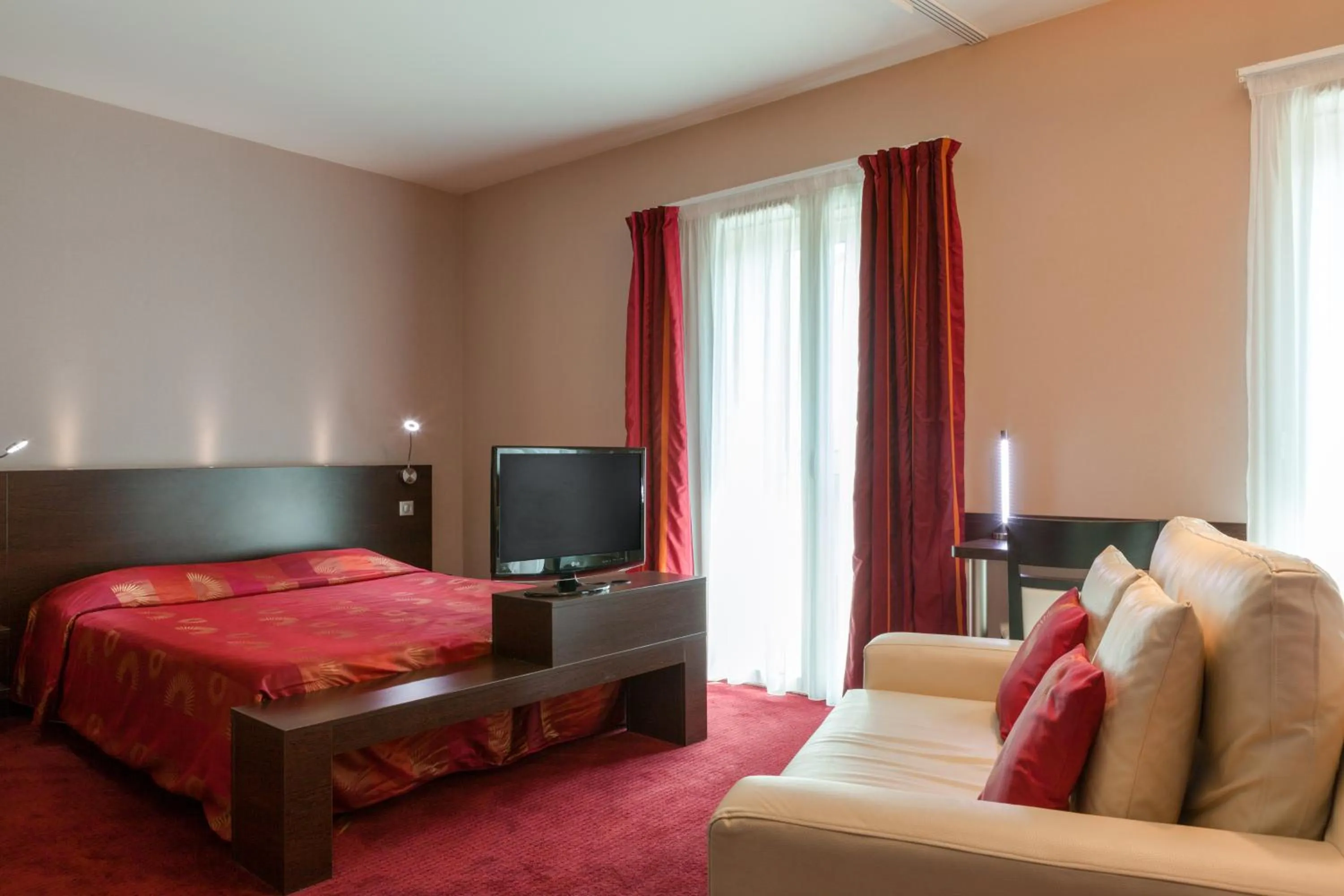 Bed in The Originals City, Hôtel Les Thermes de l'Avenue, Dax