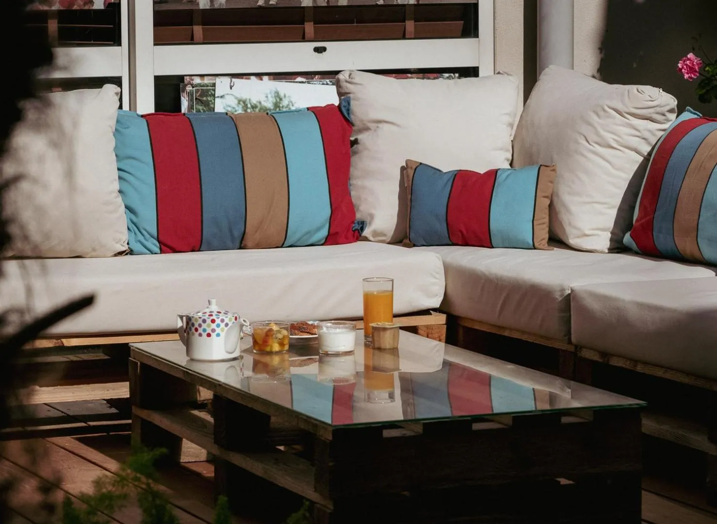 Patio in The Originals City, Hôtel Les Thermes de l'Avenue, Dax