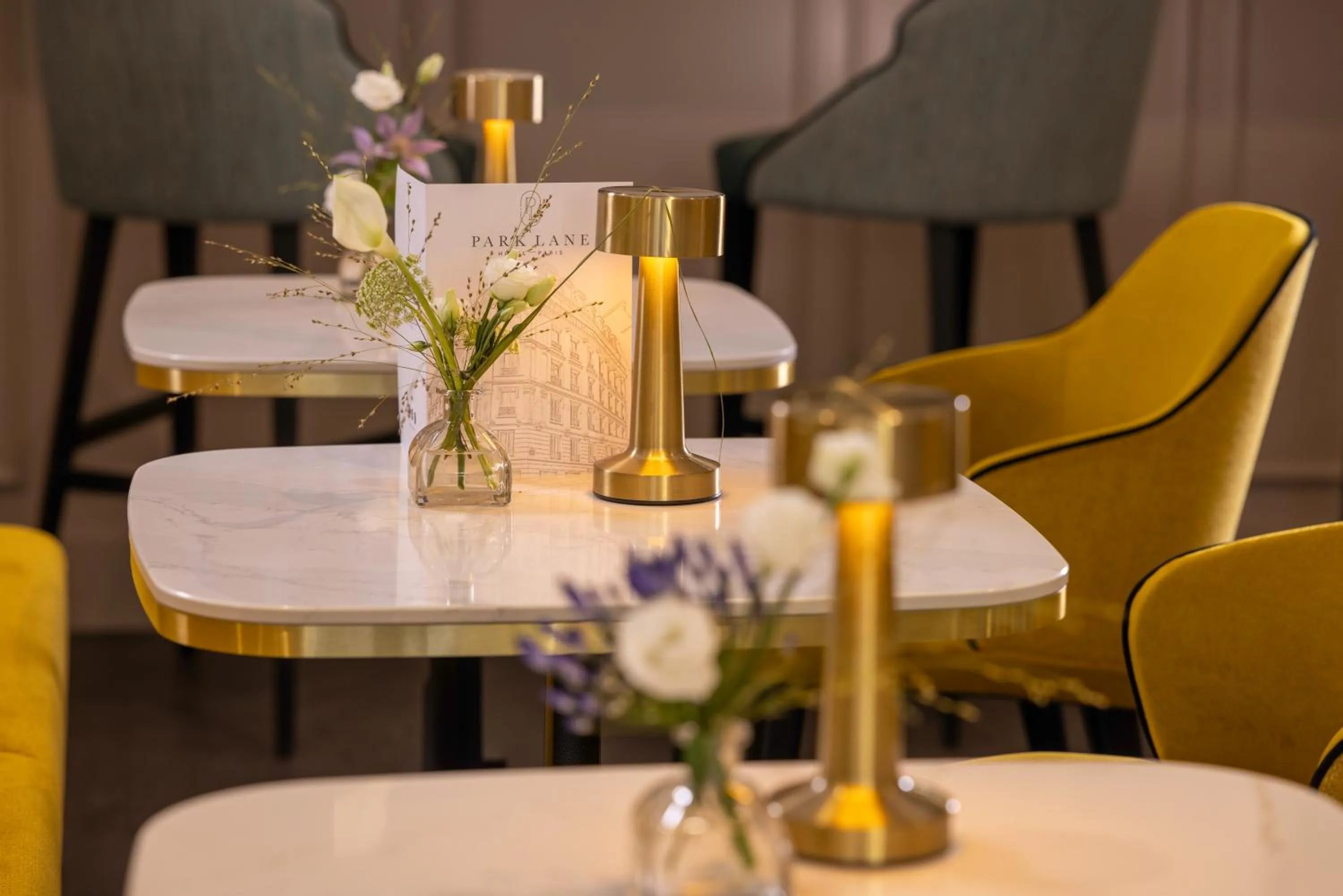 Lobby or reception in Hotel Park Lane Paris