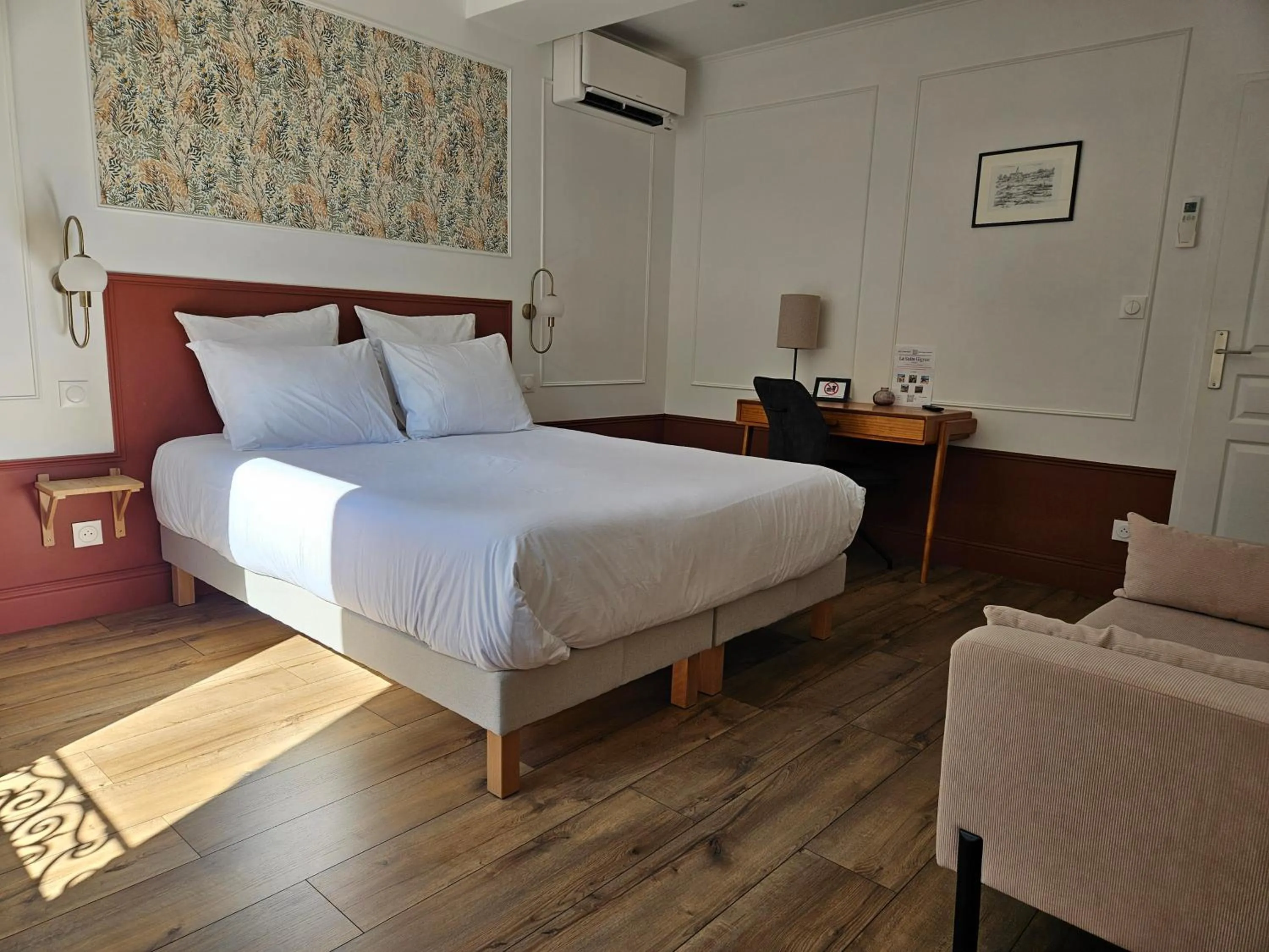 Bed in La Suite Gignac