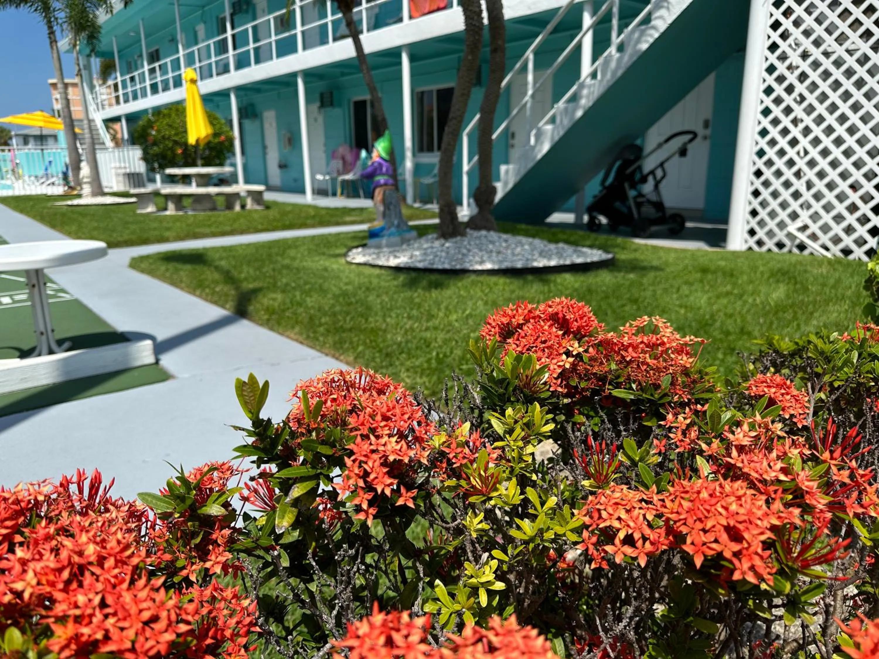 Property building in Sea Jay Motel and Marina