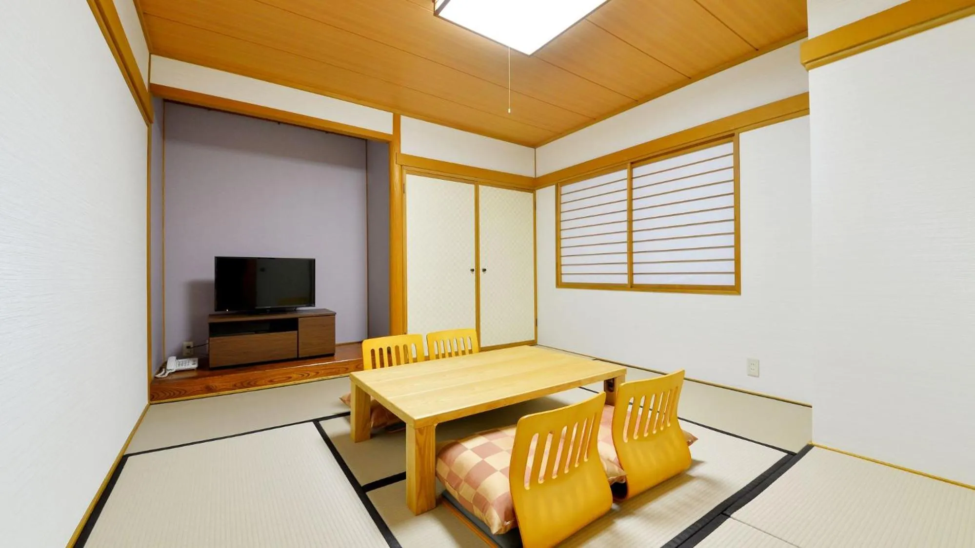 Photo of the whole room in HOTEL MYSTAYS Hakodate Station