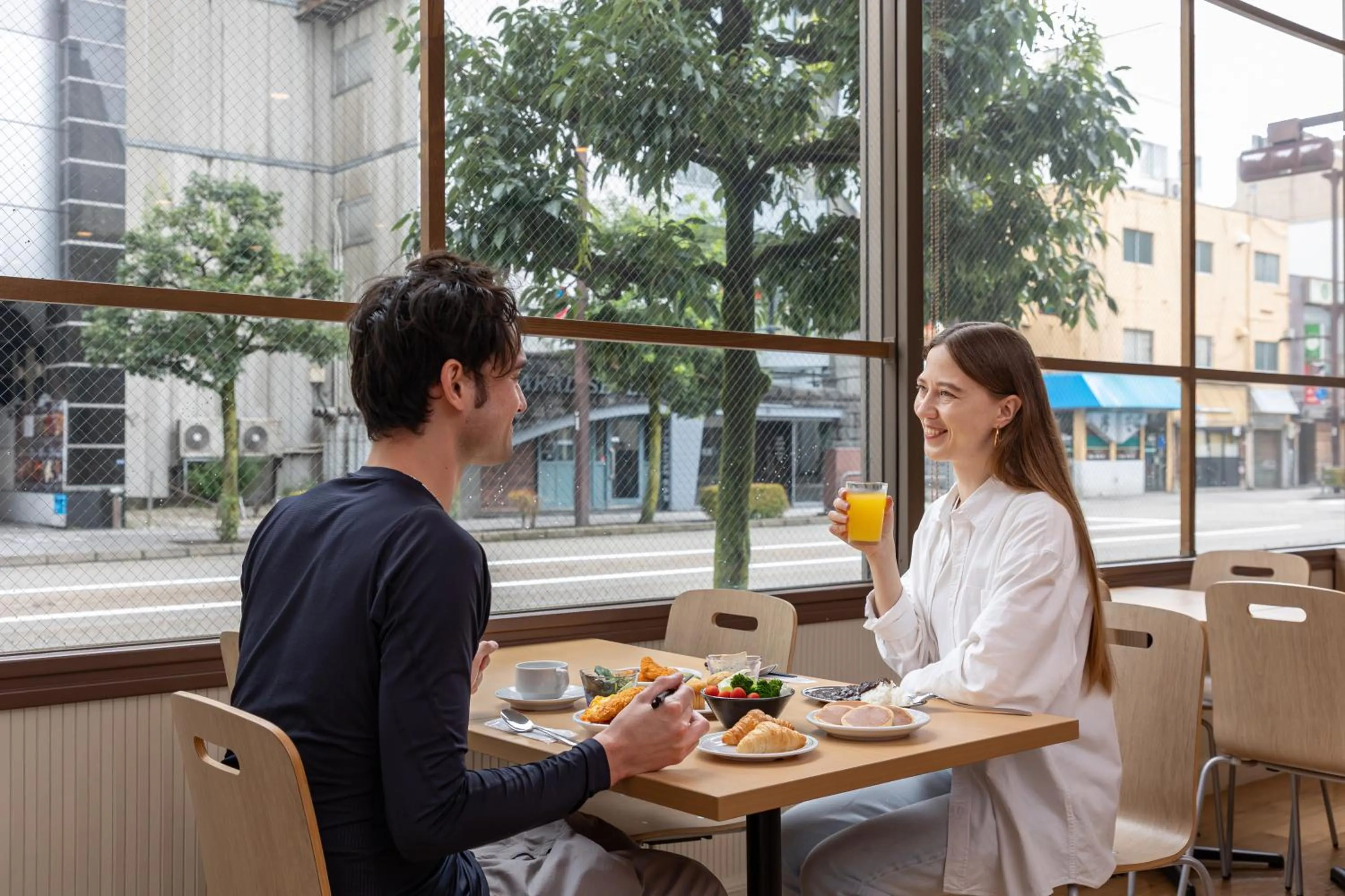 Restaurant/places to eat in HOTEL MYSTAYS Kanazawa Katamachi