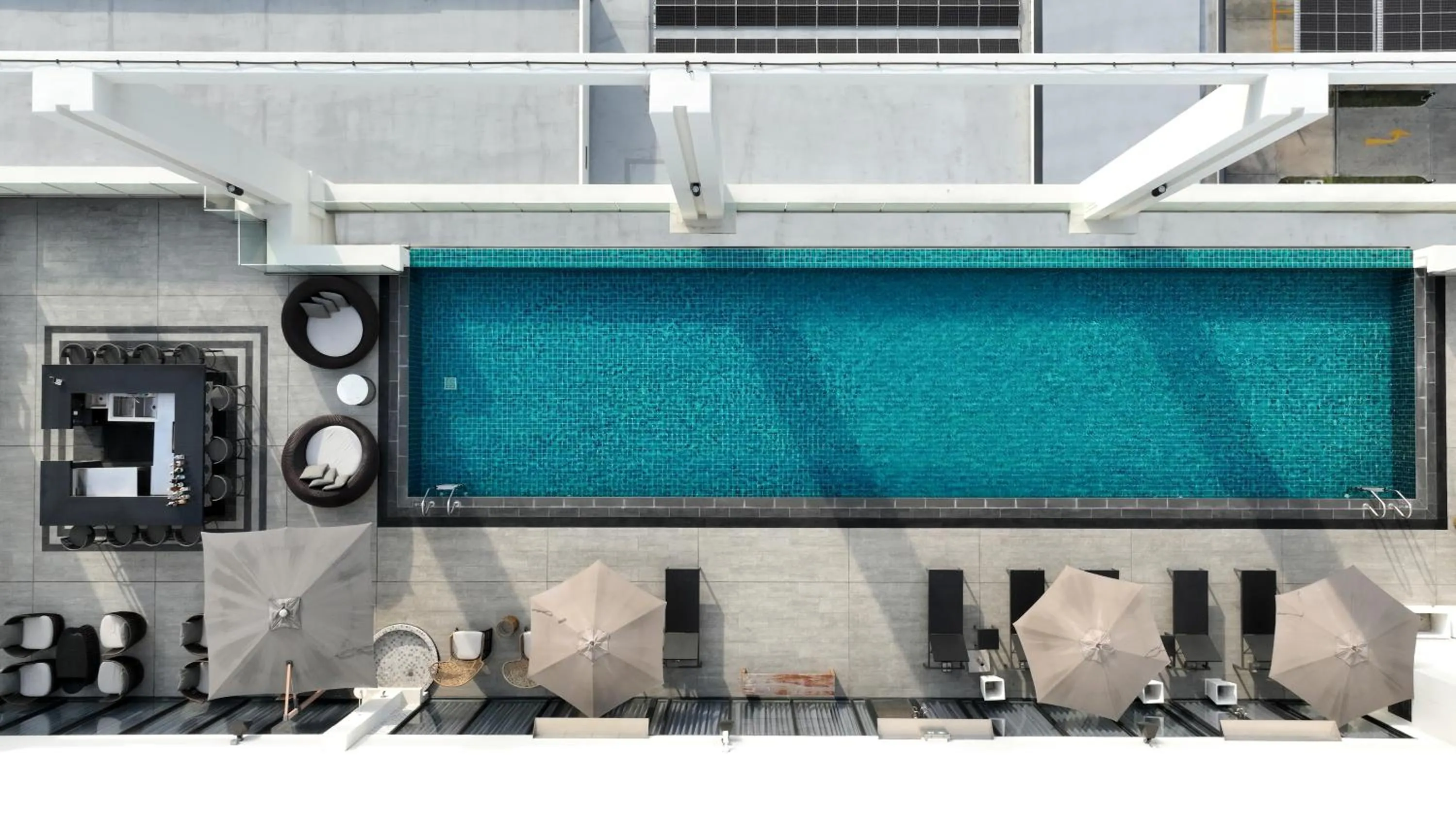 Swimming pool in Hotel Nikko Amata City Chonburi