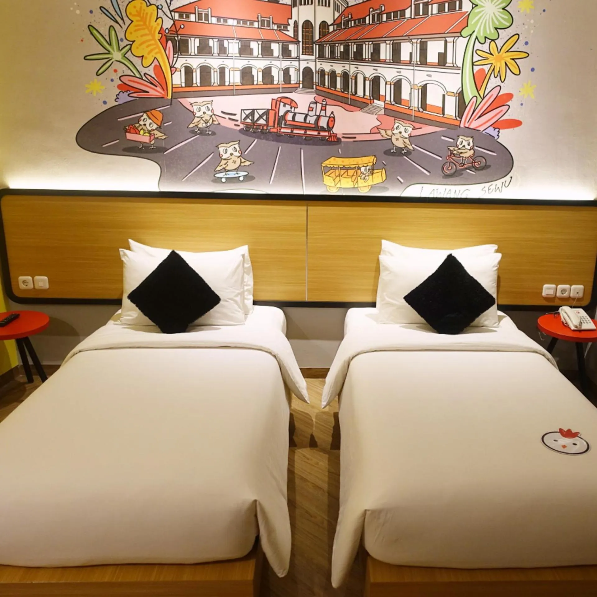 Bed in Nite & Day Semarang - Candi