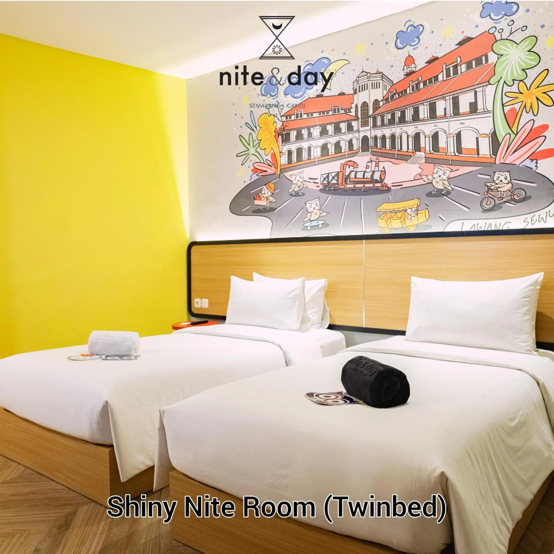 Bed in Nite & Day Semarang - Candi