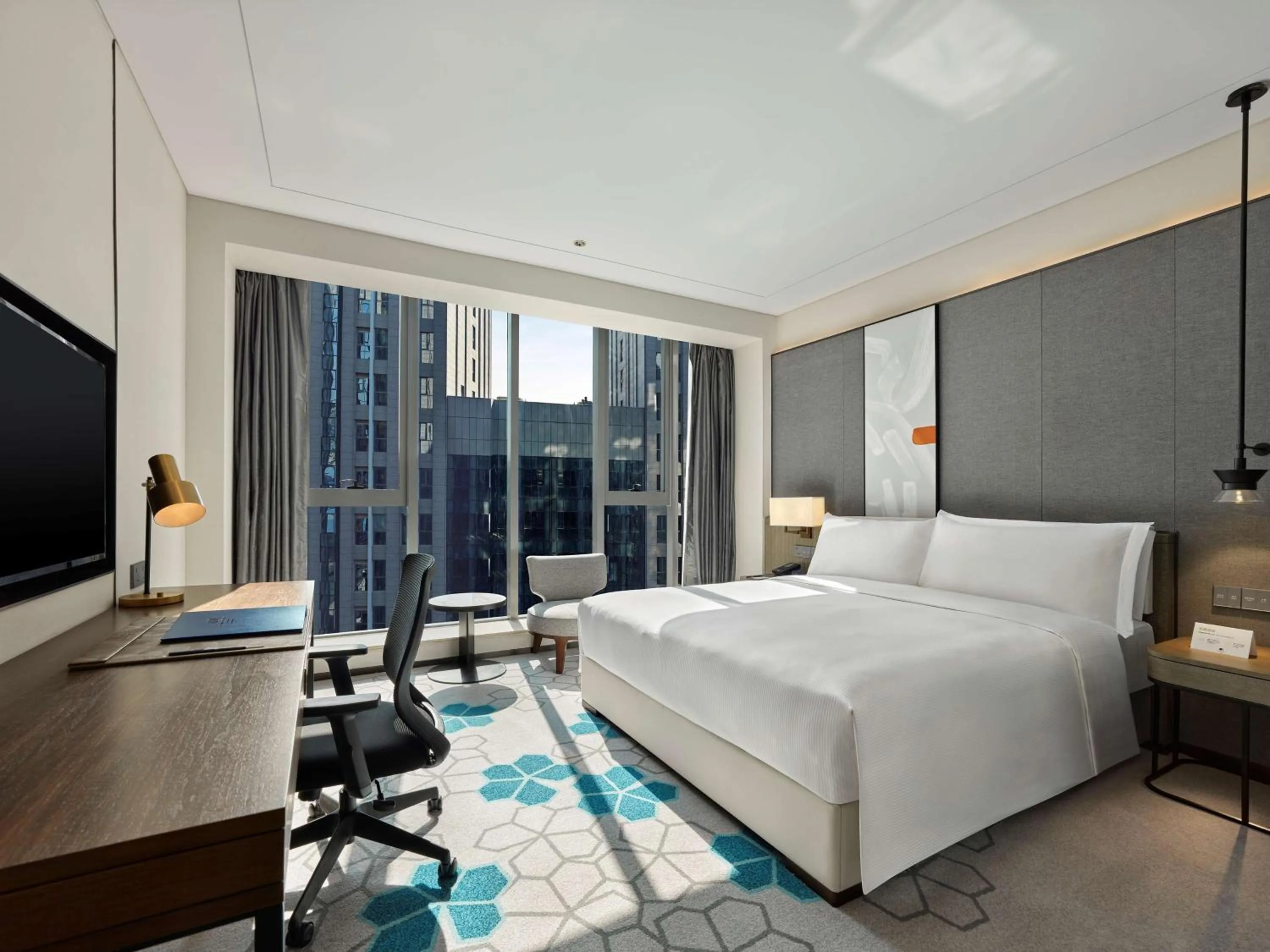 Bedroom, Bed in Doubletree By Hilton Baoding