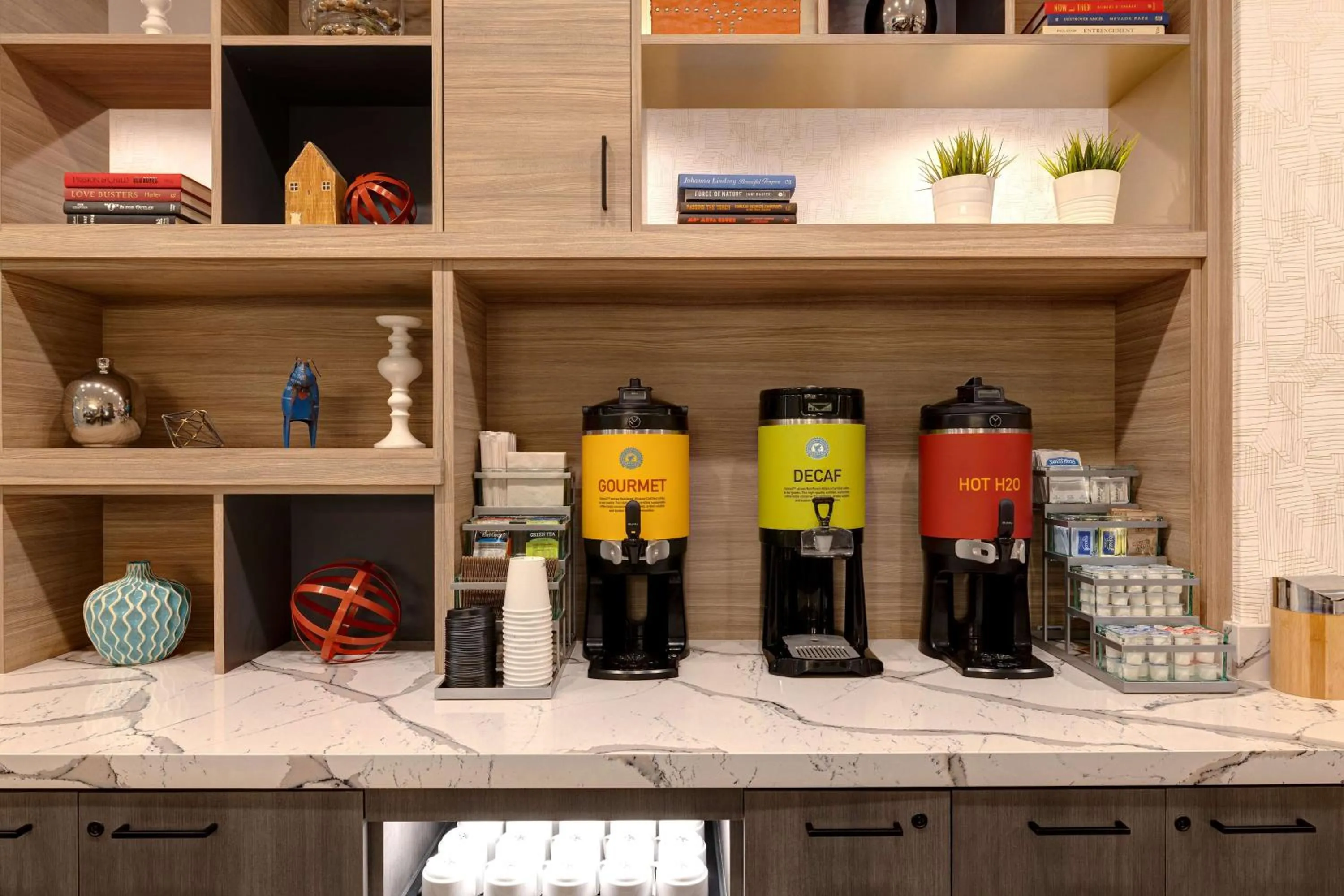 Lobby or reception in Home2 Suites By Hilton Blythewood, Sc