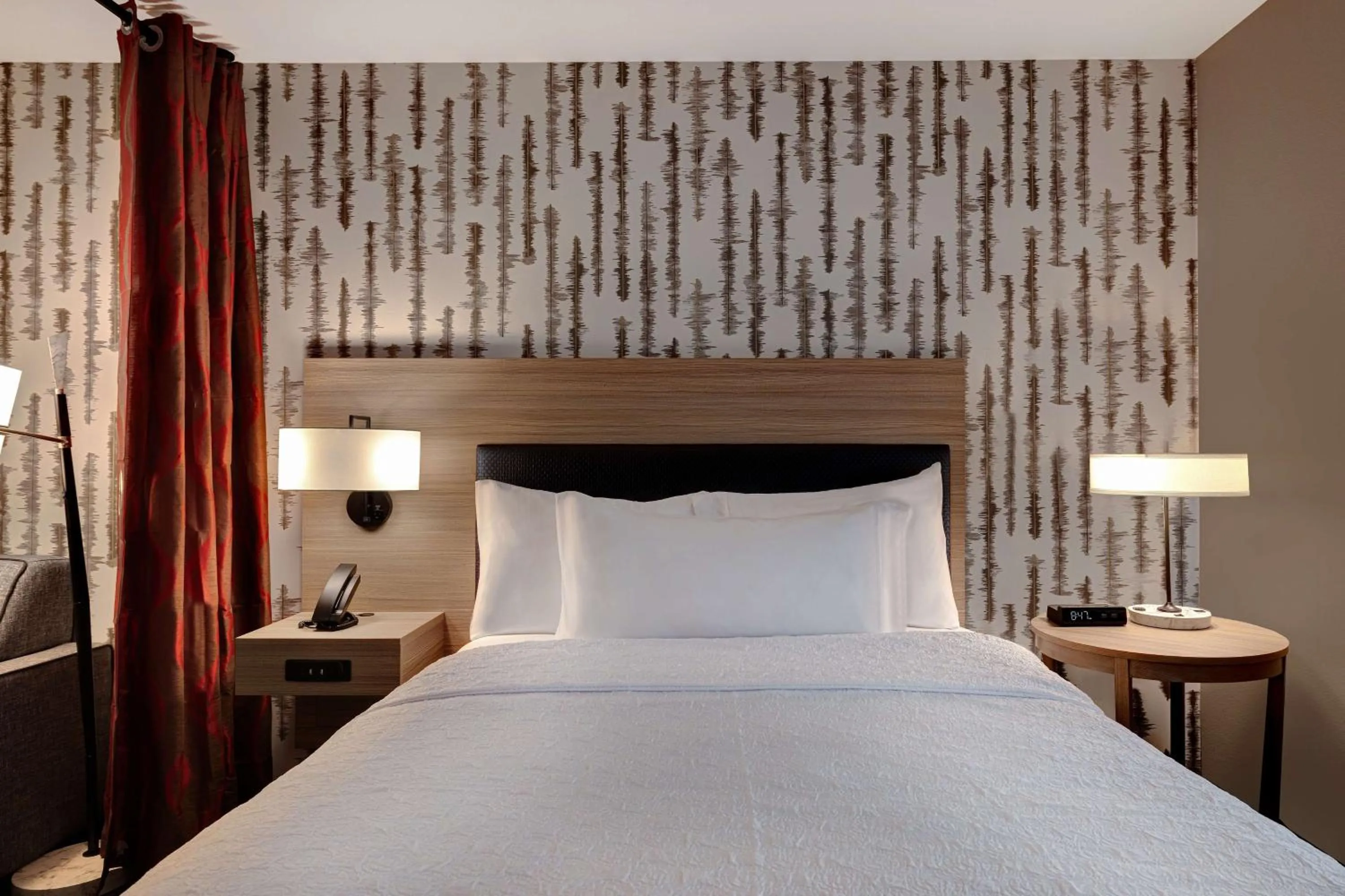 Bed in Home2 Suites By Hilton Blythewood, Sc