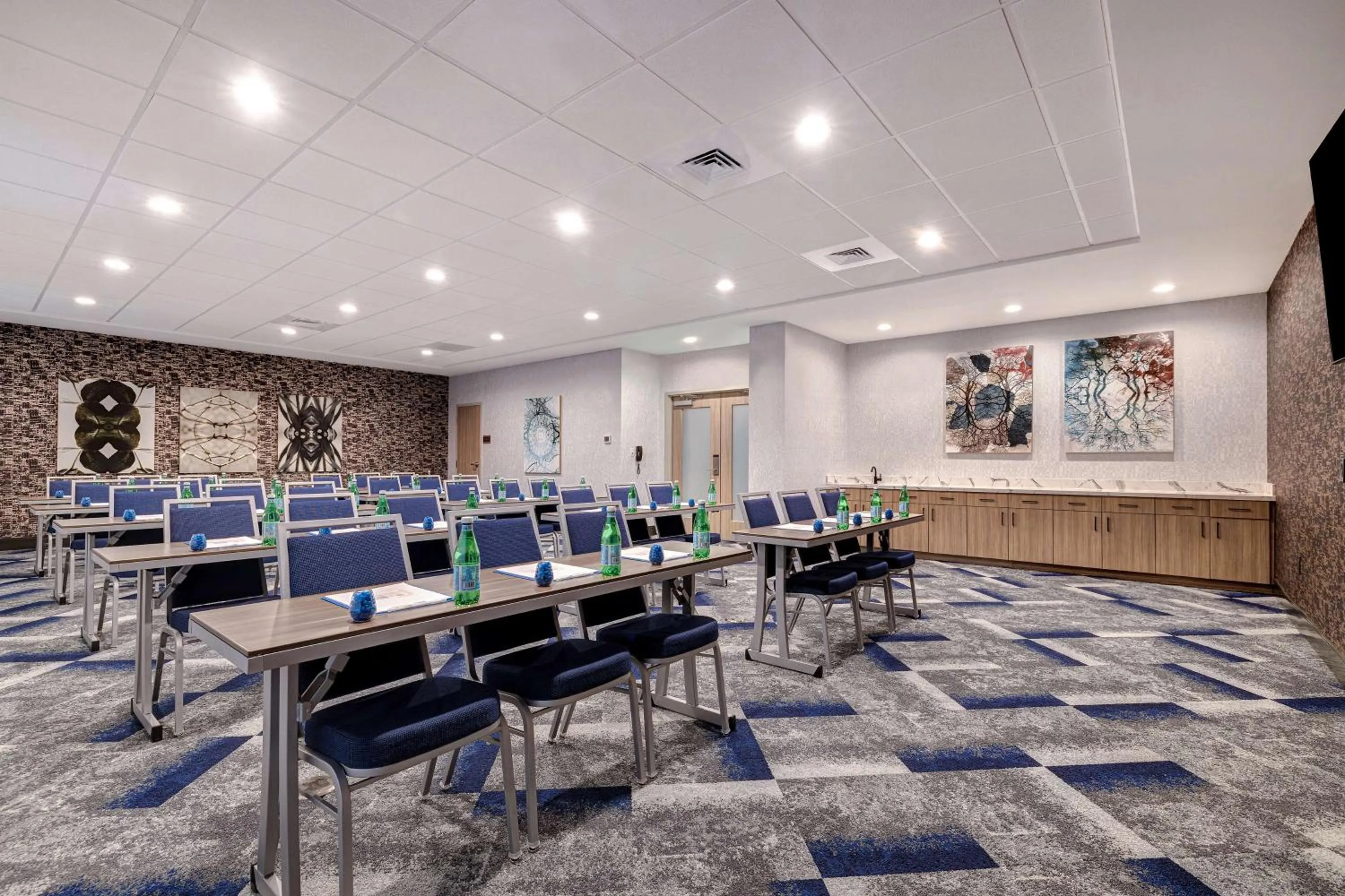 Meeting/conference room in Home2 Suites By Hilton Blythewood, Sc