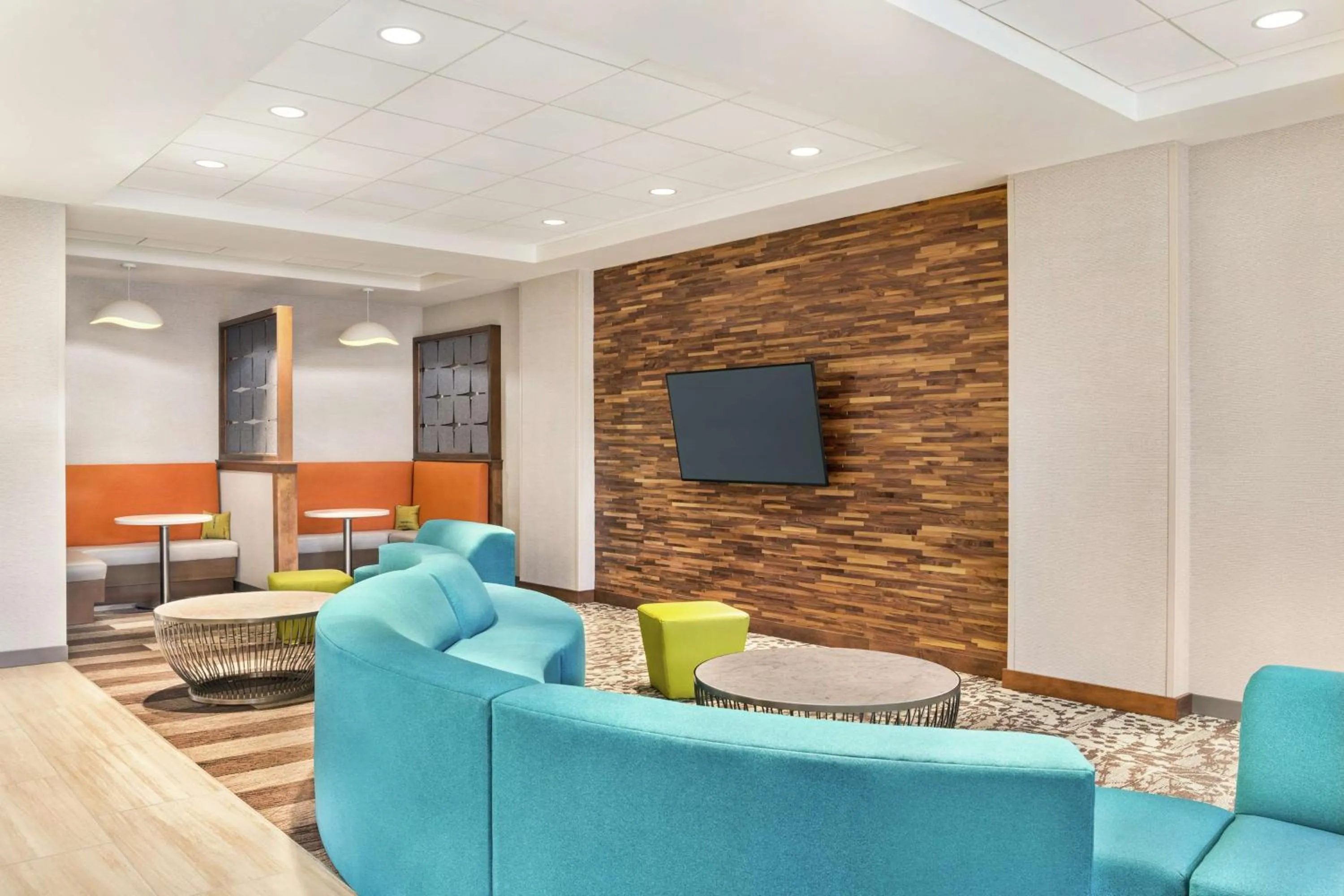 Lobby or reception in Hampton Inn & Suites Miami, Kendall, Executive Airport