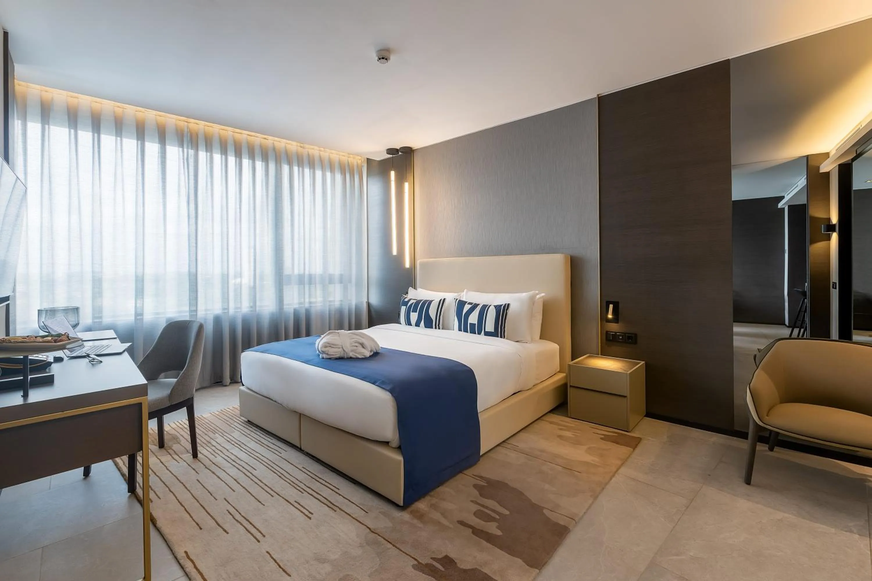 Bed in Noom Hotel Abidjan Plateau