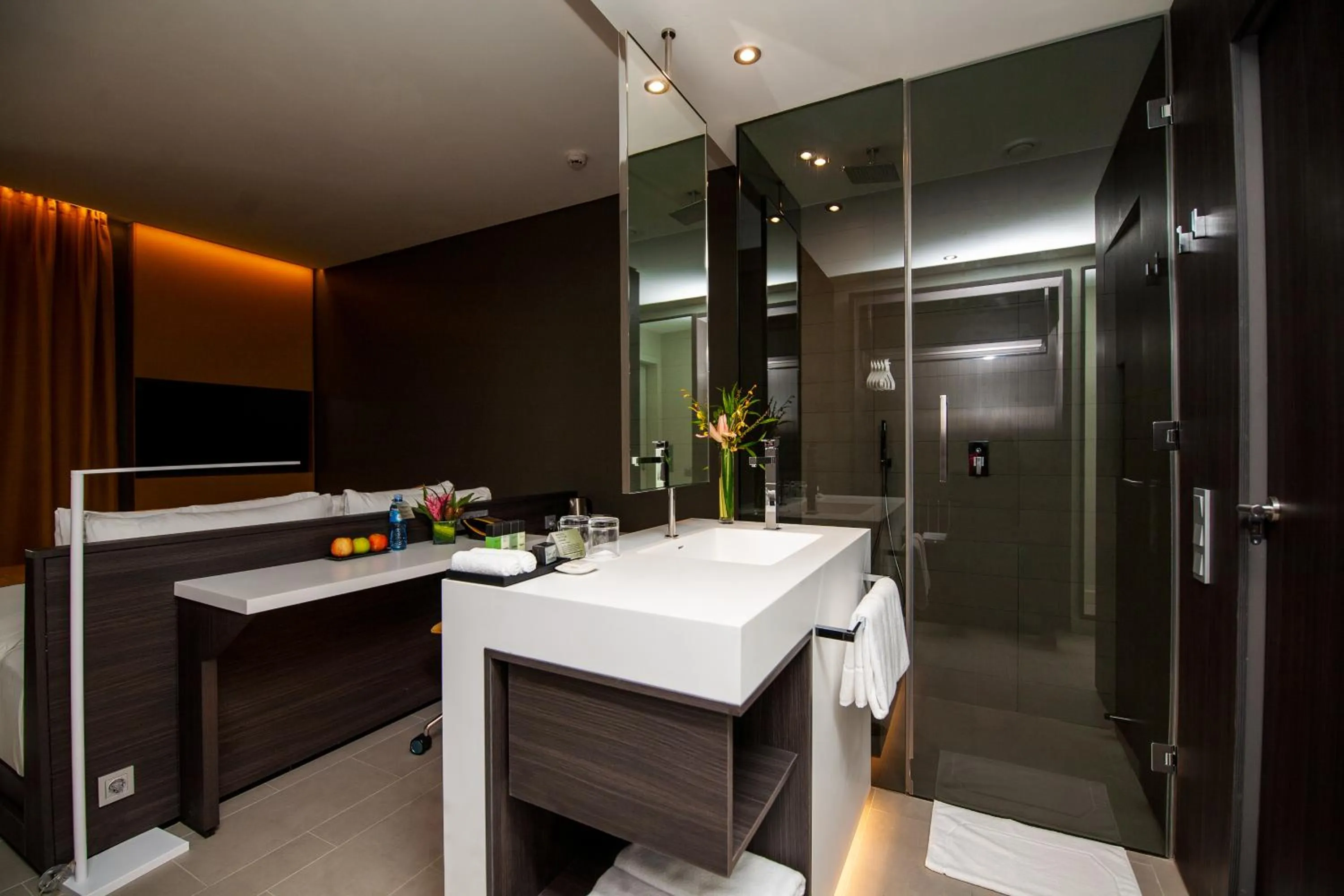 Bathroom in Noom Hotel Abidjan Plateau