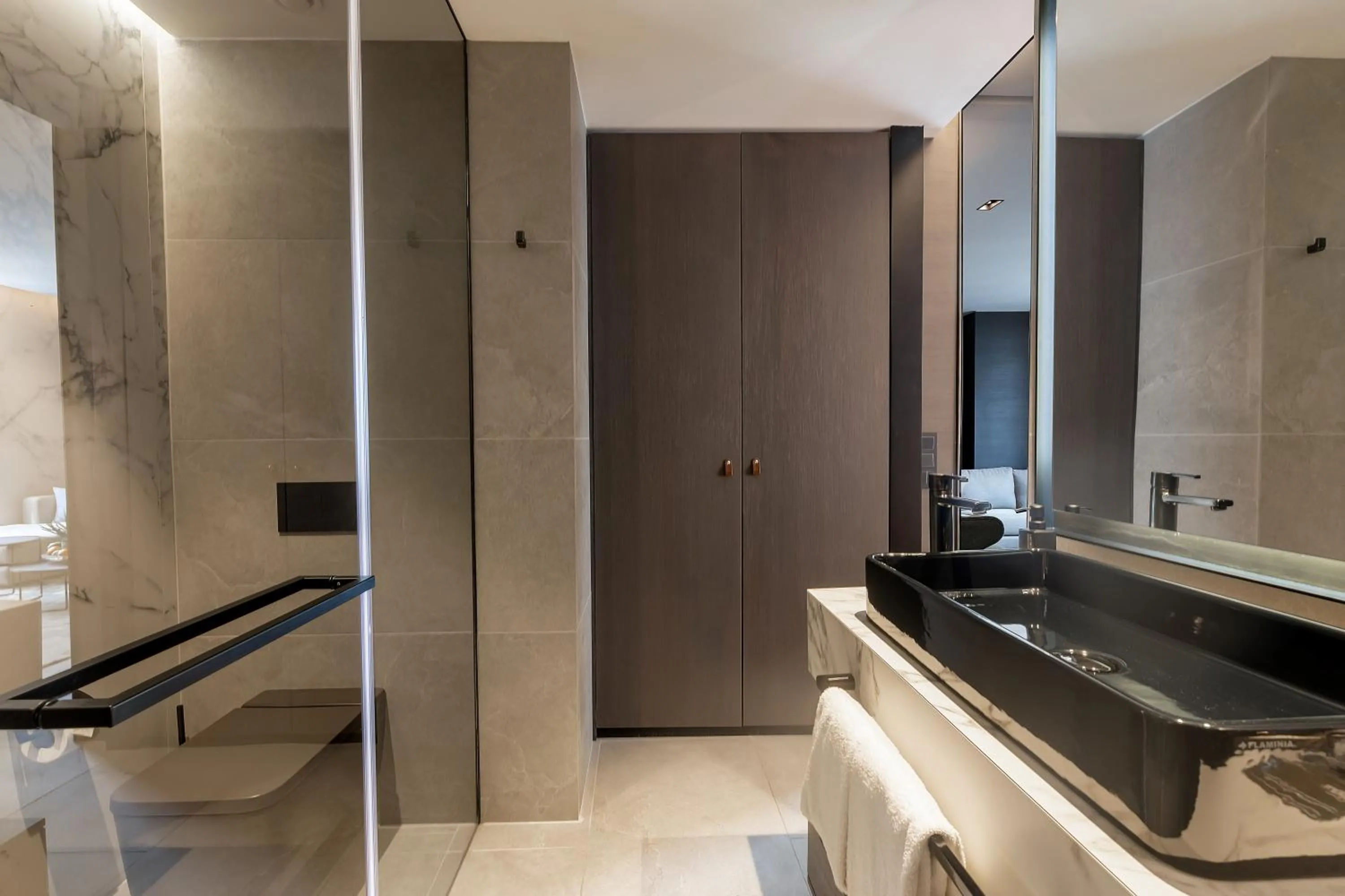 Bathroom in Noom Hotel Abidjan Plateau