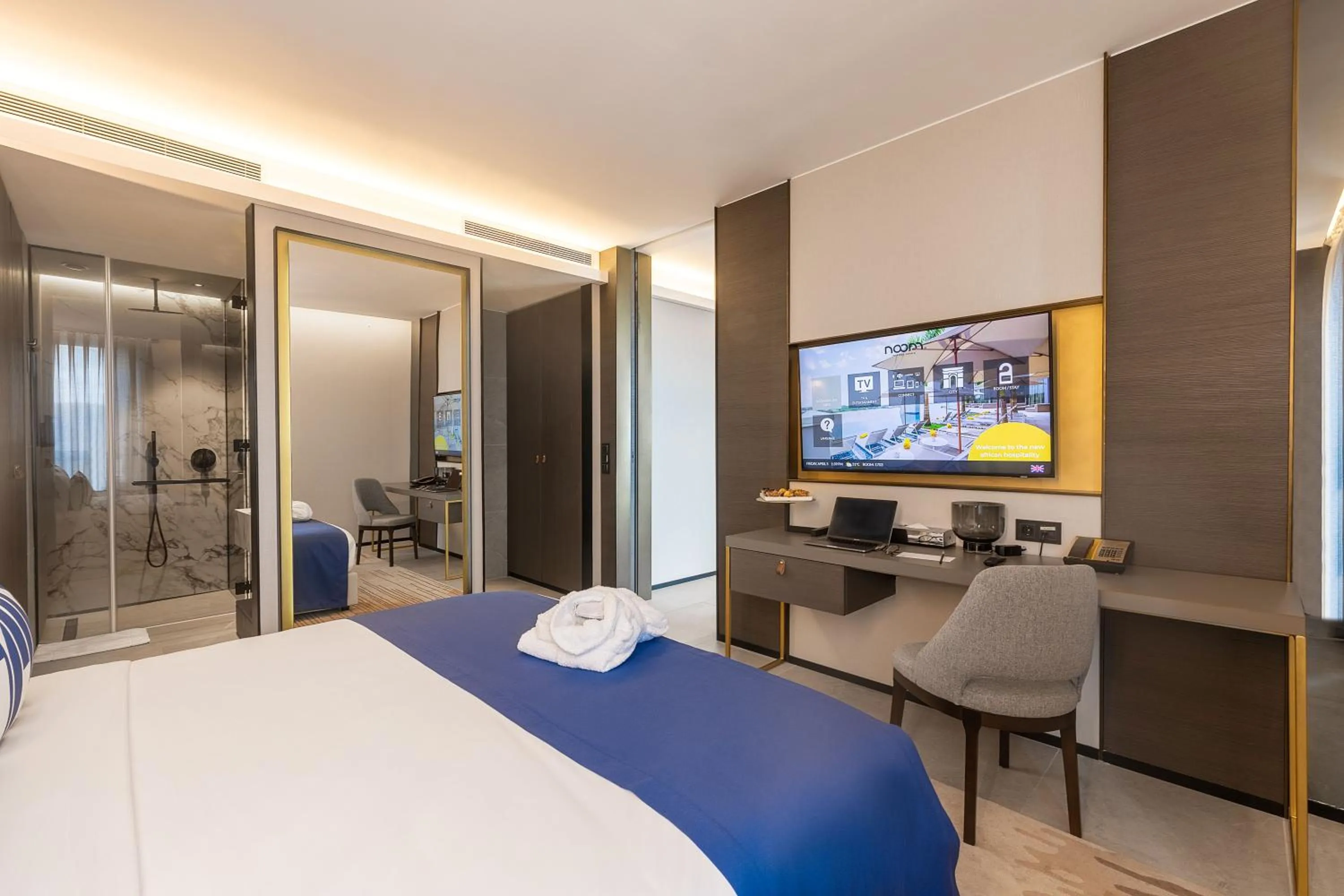 Bed in Noom Hotel Abidjan Plateau