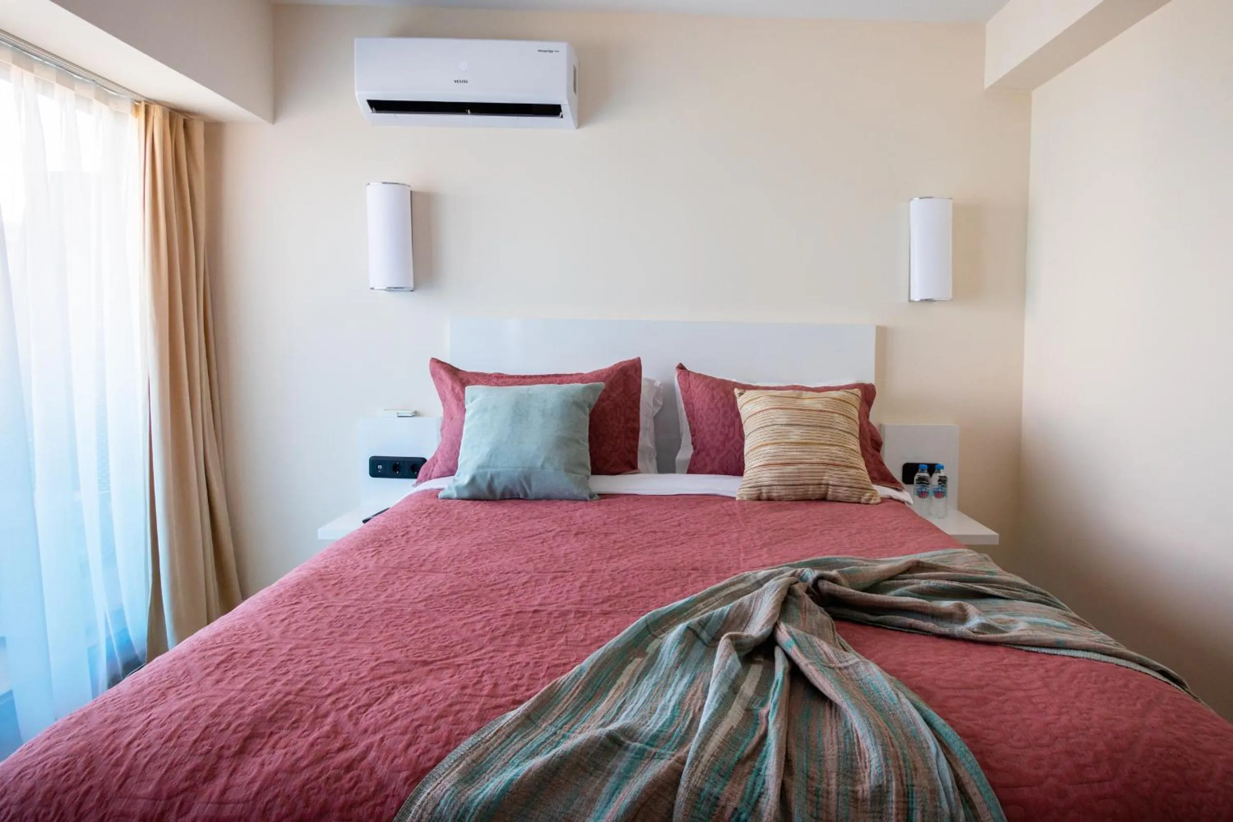 Bed in G-Point City Beach